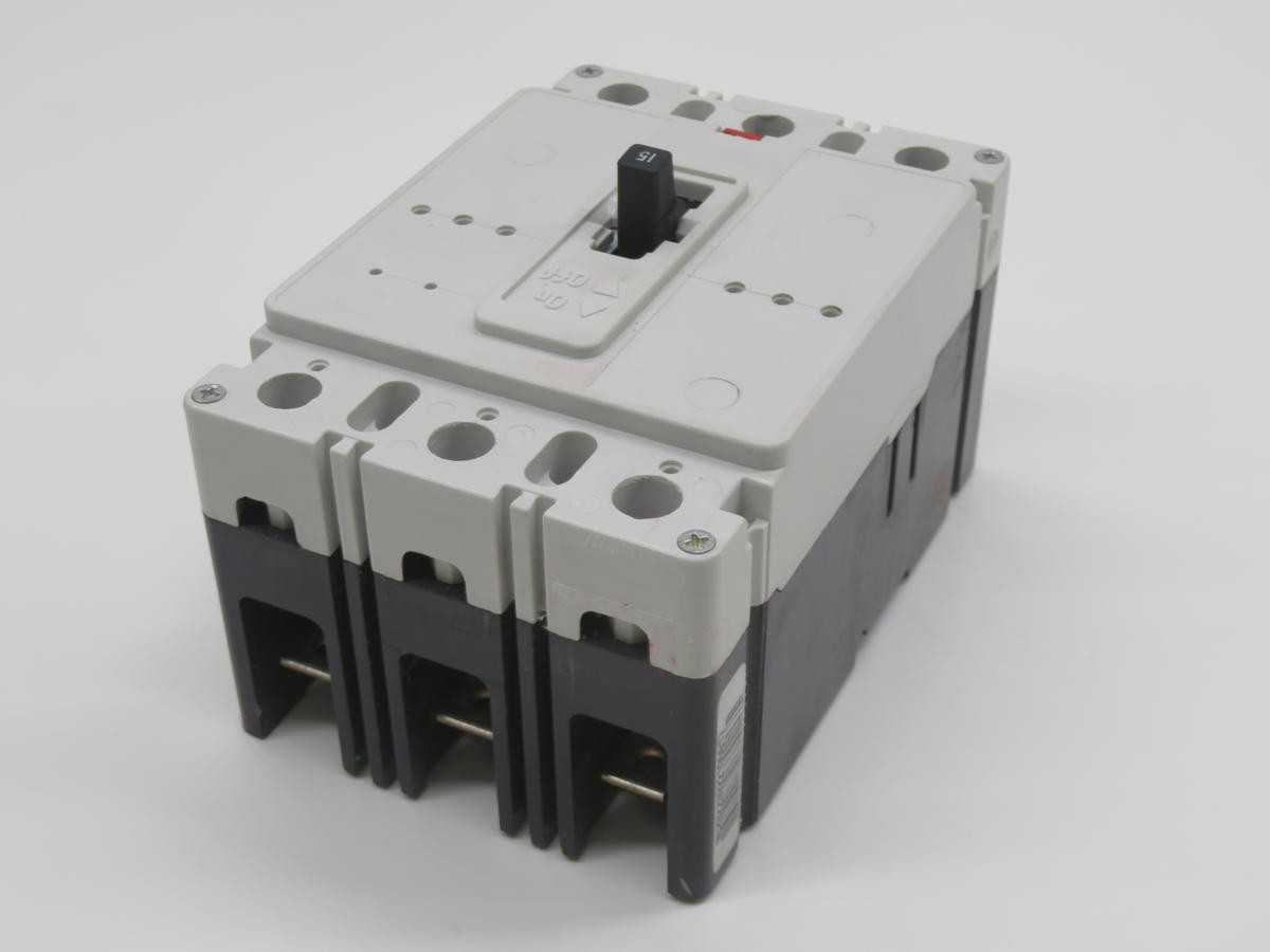 Eaton XHFD3015W 6606C13G02 Circuit Breaker T226979 - CIRCUIT BREAKERS