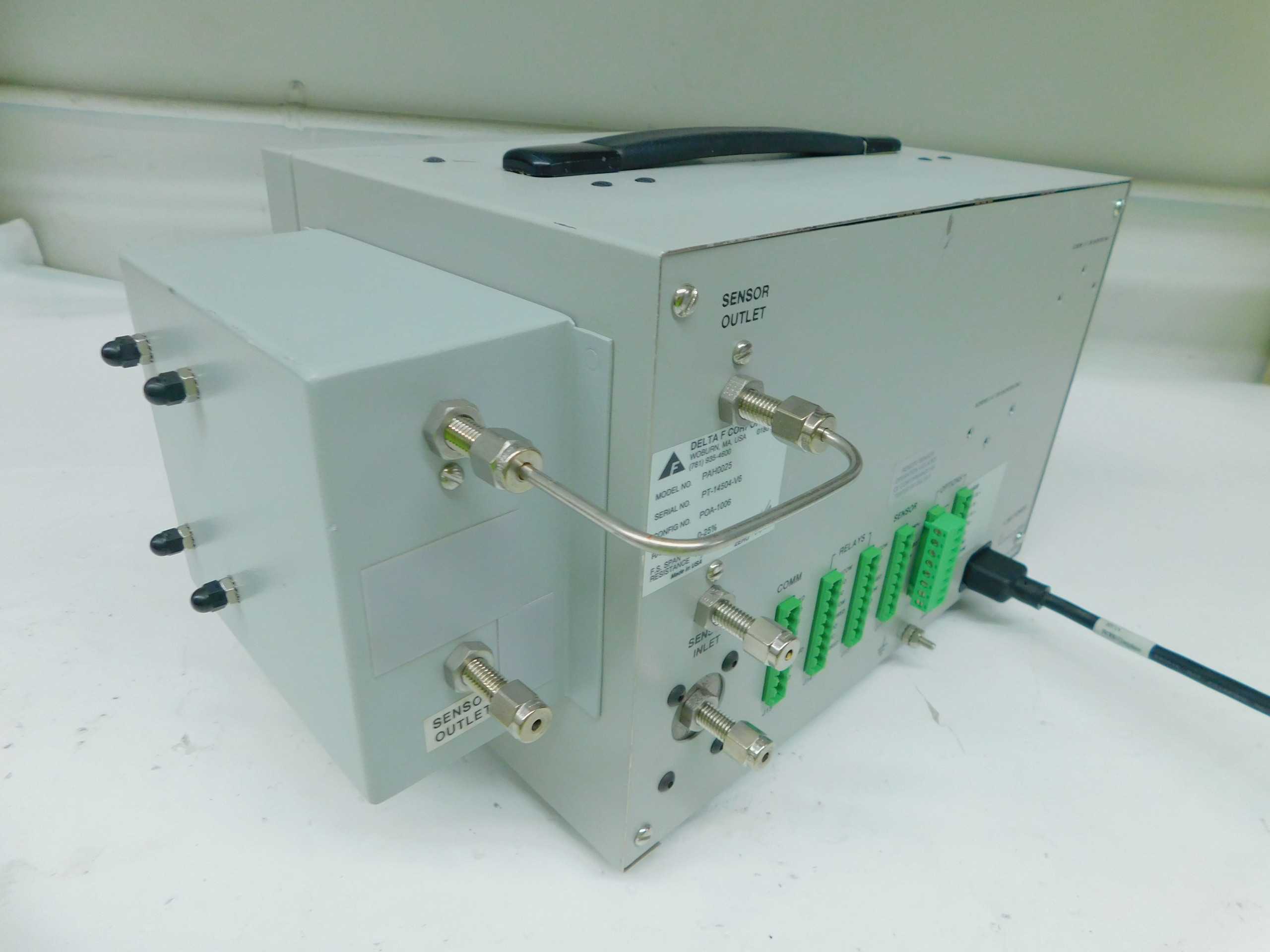 Delta F FAH1000 Platinum Portable Oxygen Analyzer - ANALYZER