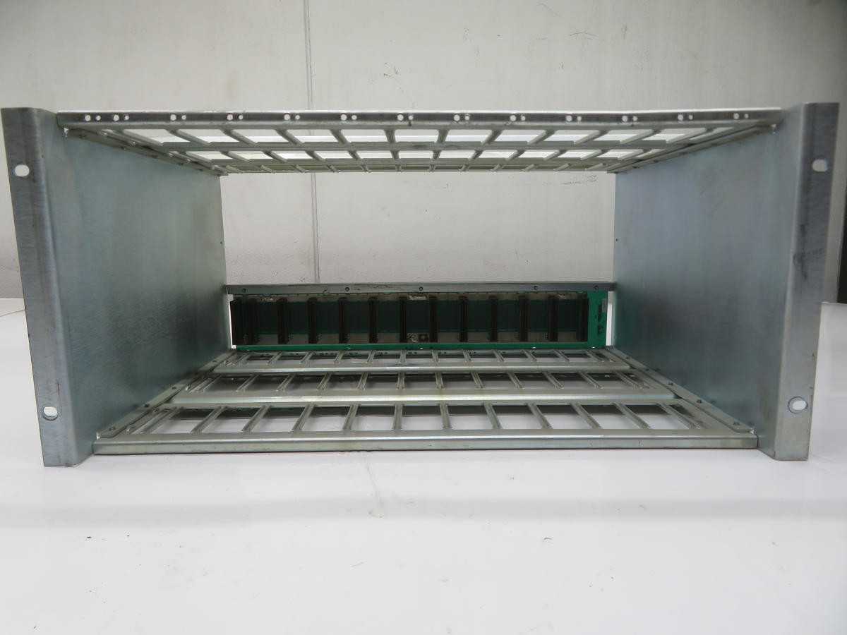 Westinghouse 2840A38G01 AW-6-1 12-Slot Rack Chassis Module T222963 - PLC MODULES