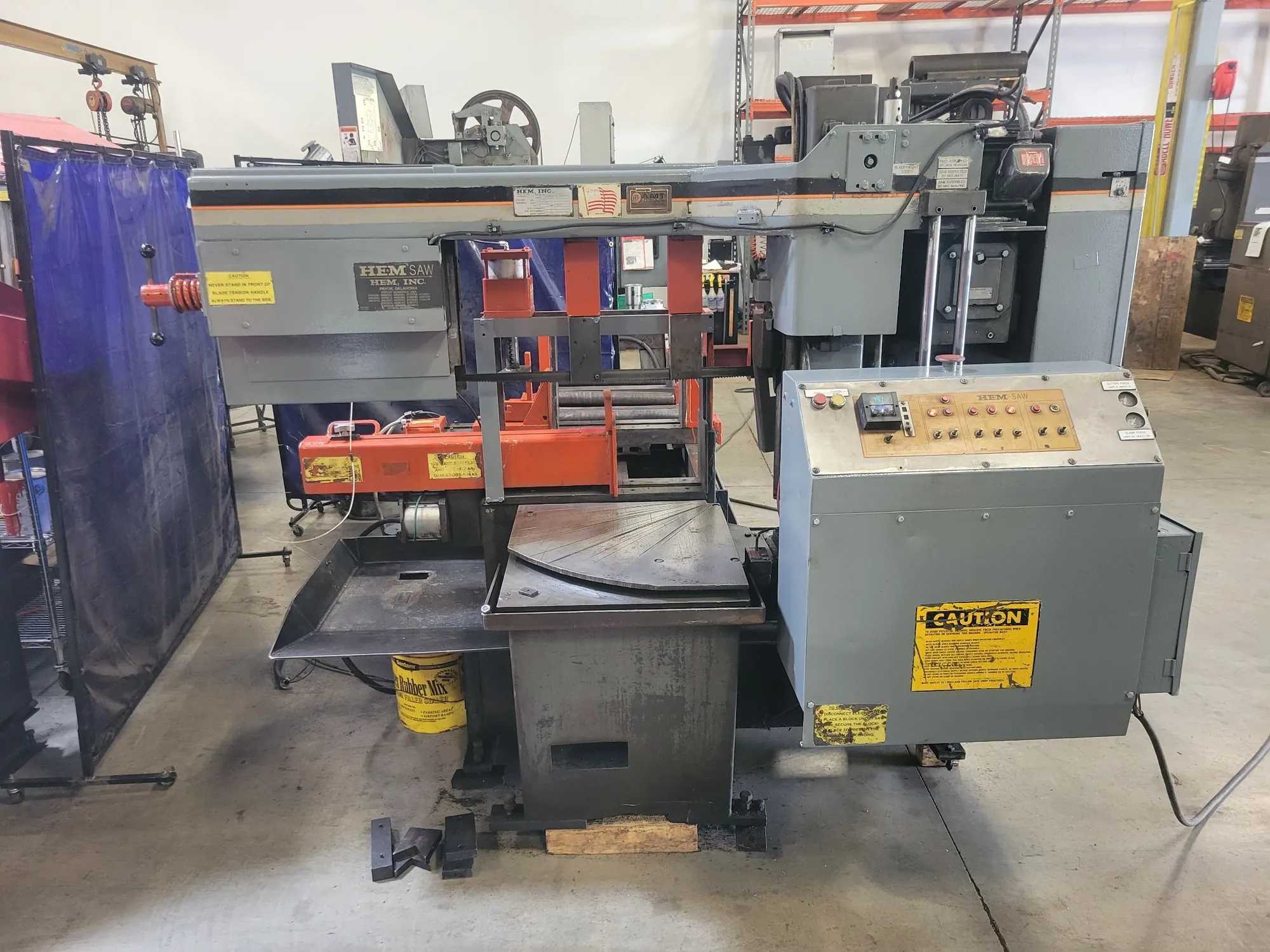 2001 Hem Twister Auto 14" X 20" Mitering Bandsaw, 5 HP, Automatic Feed, Hydraulic Clamping - HORIZONTAL BAND SAWS