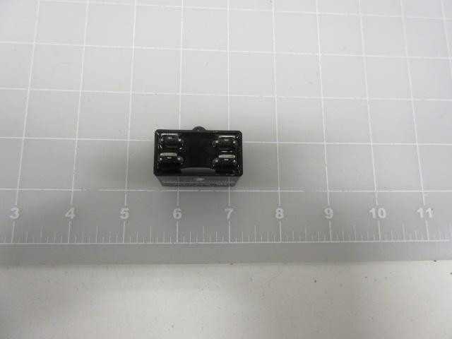 LOT OF 500 KNIGHT COMPONENTS 10UF/U/260VAC RELAYS - ELECTRICAL RELAYS