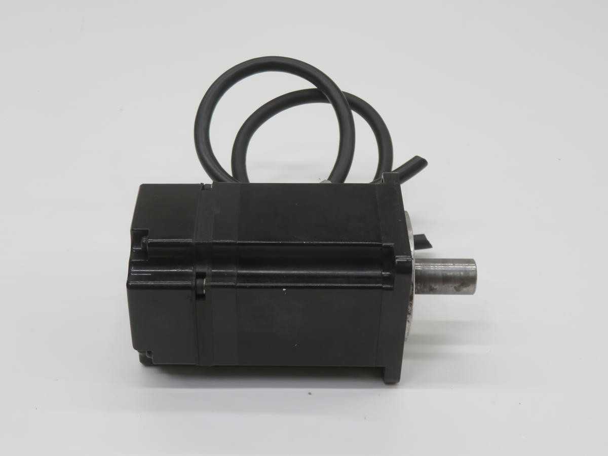 YASKAWA SGMAV-04A3A21 AC SERVO MOTOR T243168 - SERVO