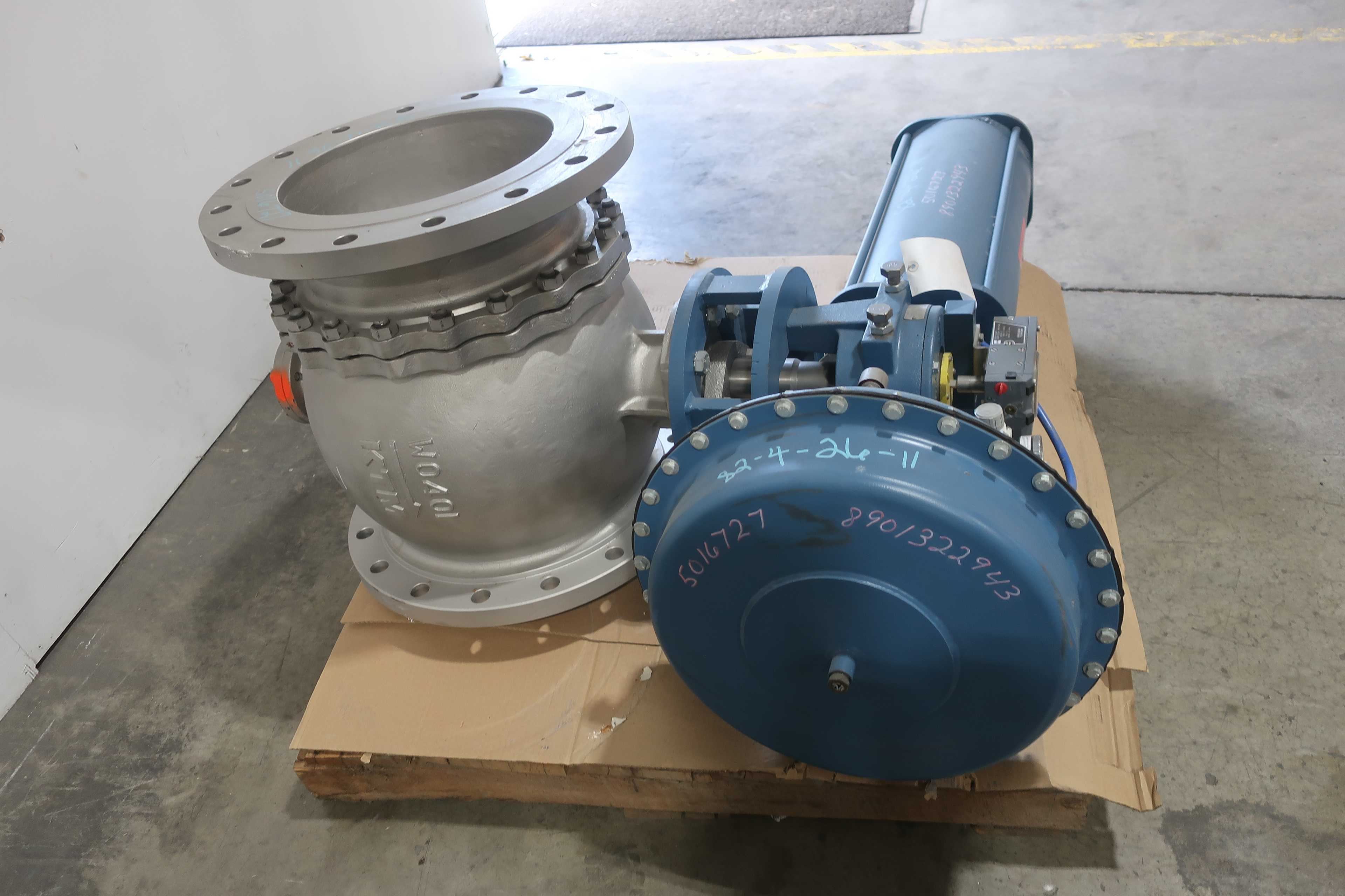 SKU 1772489 - DEZURIK 551 V-PORT 16 IN CONTROL VALVE - CONTROL VALVE