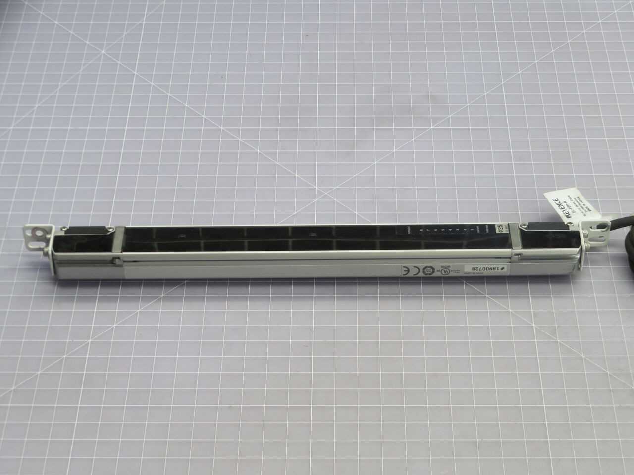 KEYENCE CORP SL-C16H-R LIGHT CURTAIN T245350 - SENSORS