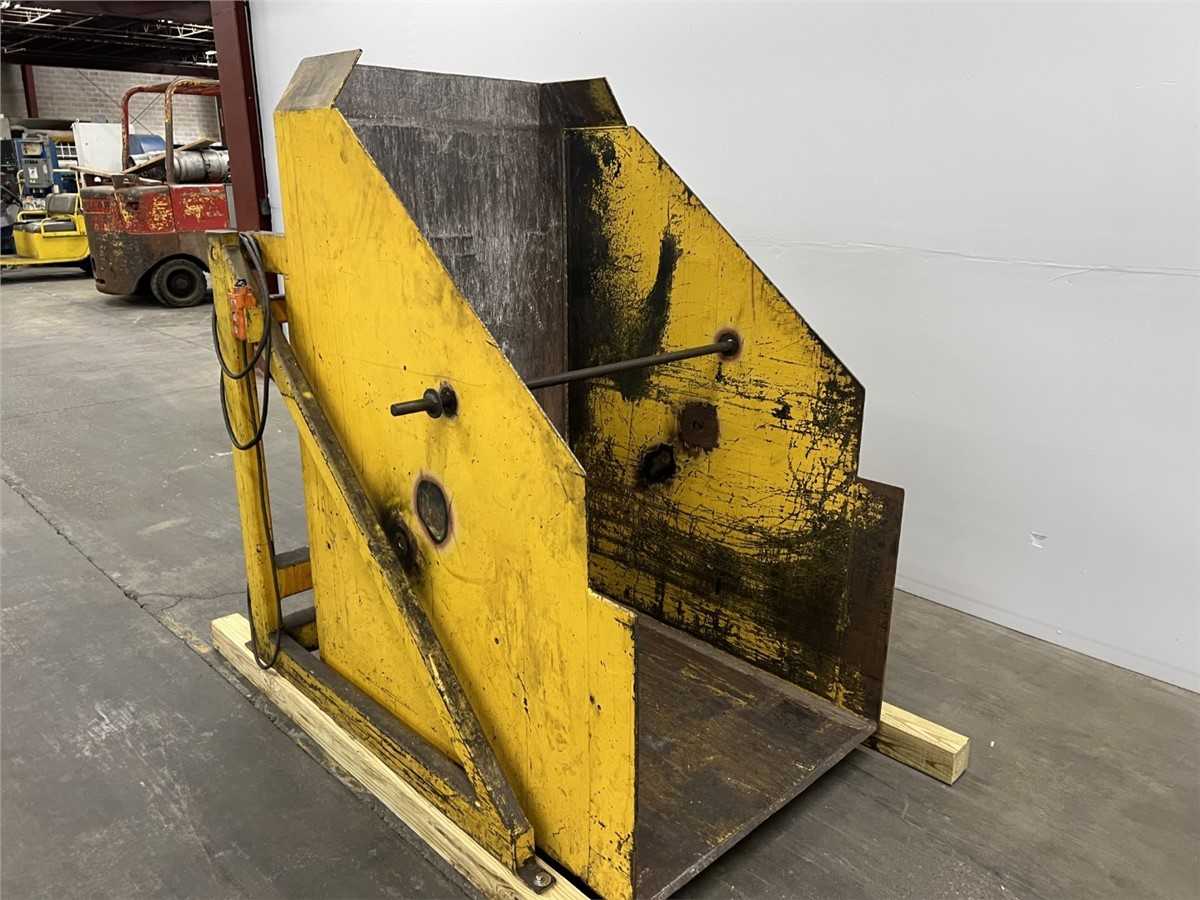 Econo Lift Limited SD48-20 36" Box Dumper, 2000 lb Capacity, 1 HP Power - DUMPERS