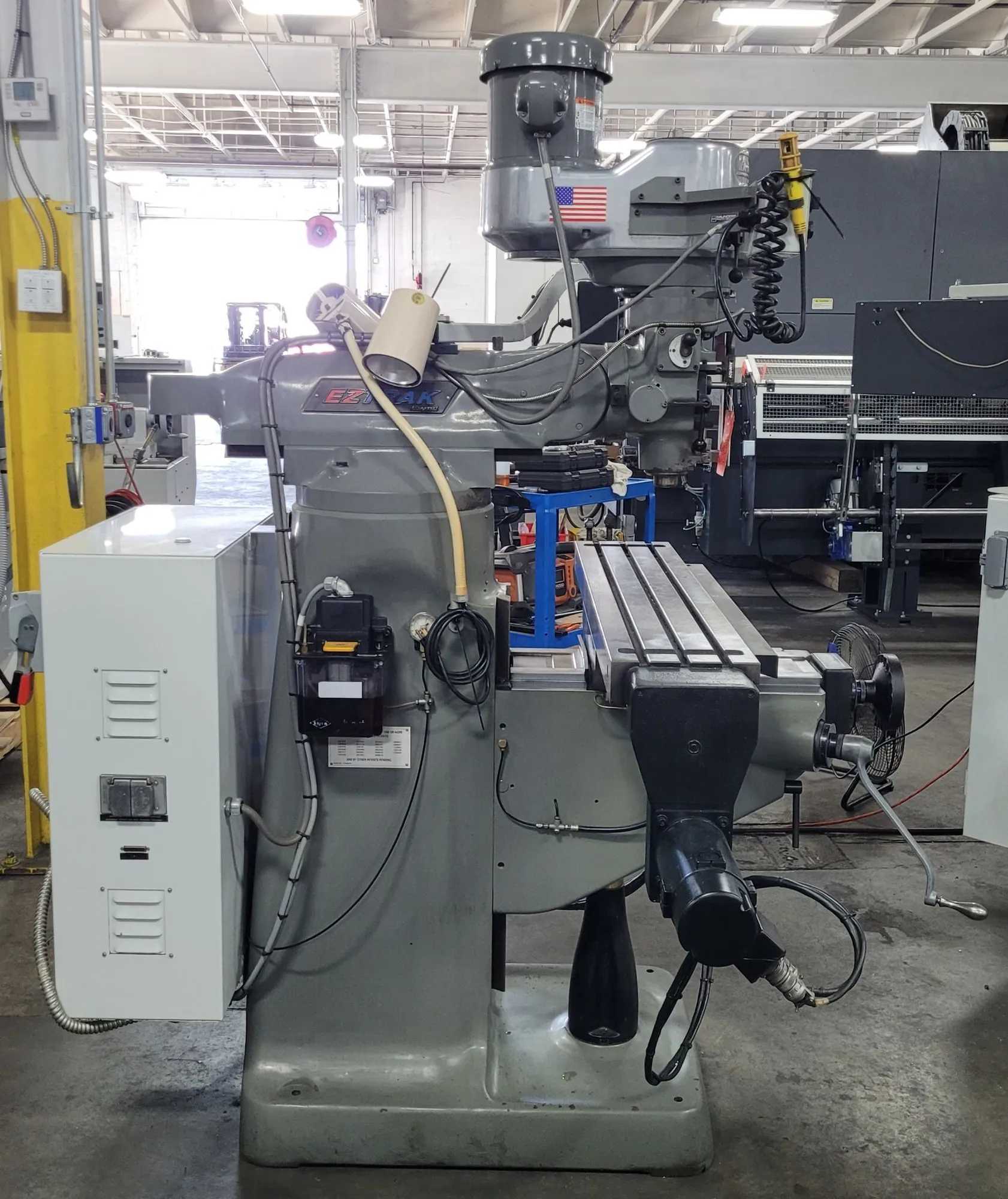 Bridgeport Series 1 EZ Trak DX Vertical Mill, 2 HP, 9" x 48" Table, R8 Spindle, 4200 RPM - VERTICAL MILLING MACHINES