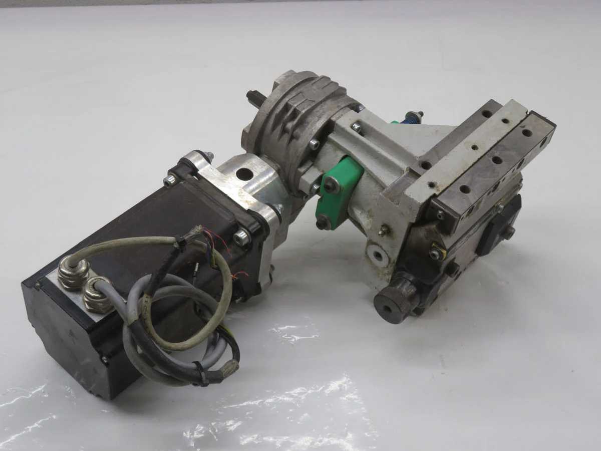 BERGER LAHR SER31117/4L6SD6CO SERVO MOTOR T246503 - SERVO MOTORS BERGER LAHR SER31117/4L6SD6CO SERVO MOTOR T246503 - SERVO MOTORS