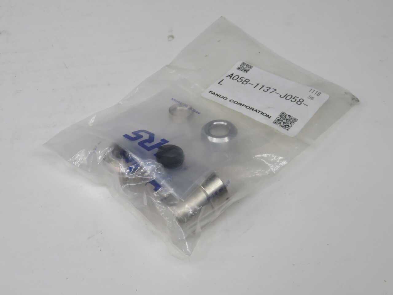 FANUC A05B-1137-J058-L END-EFFECTOR CONNECTOR T271119 - PLUGS & RECEPTACLES