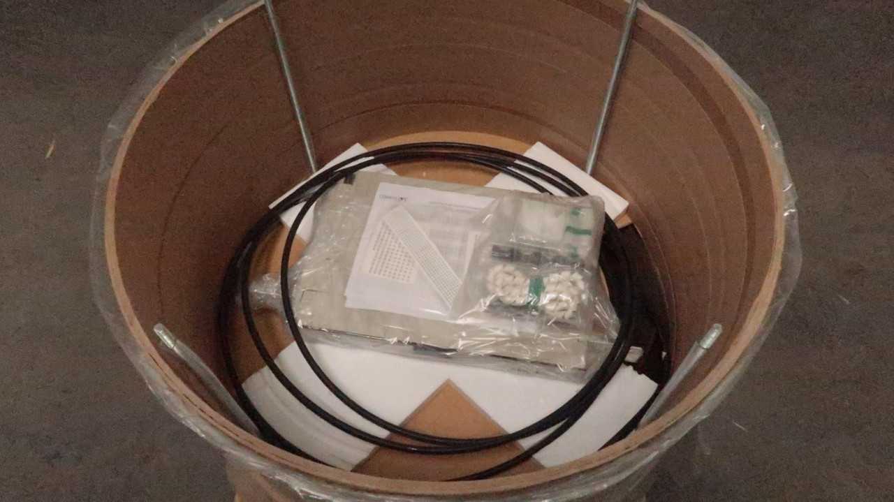 COMMSCOPE FPX-1FS8/04HU077 320000108815 FIBER OPTIC CABLE ASSEMBLY PANEL 48 FIBER SINGLE MODE 252 FT - FIBER OPTIC CABLE