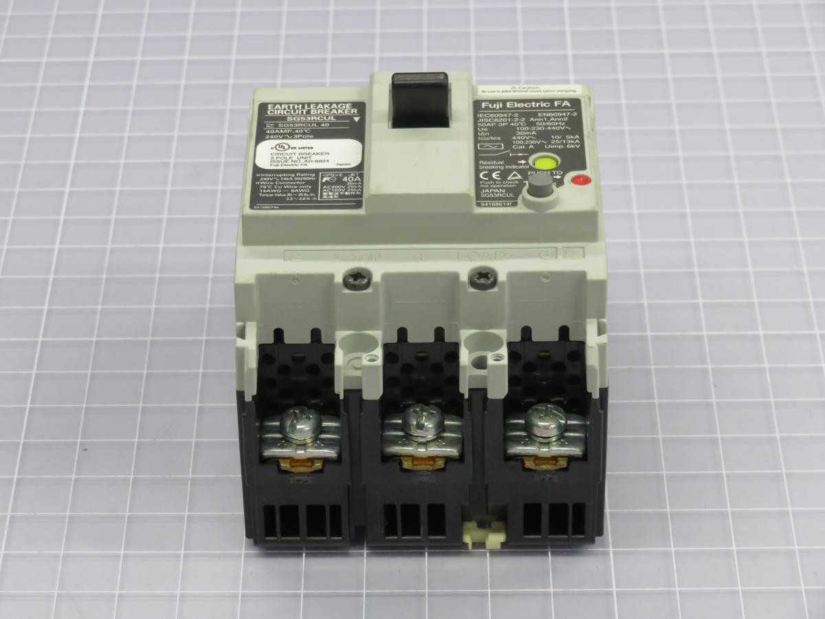 Fuji Electric SG53RCUL40 DIN Rail Mount Circuit Breaker T211469 - CIRCUIT BREAKERS