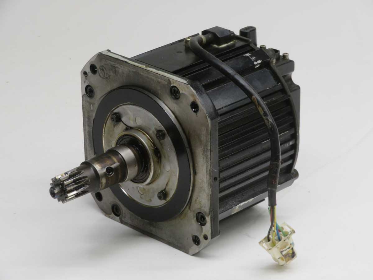 YASKAWA SGMRS-12A2B-YR11 AC SERVO MOTOR T258656 - SERVO