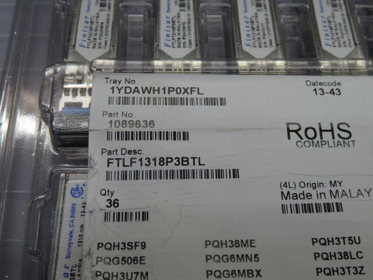 LOT OF 28 FINISAR 1089636 TRANSCEIVER T252682 - TELECOMMUNICATION