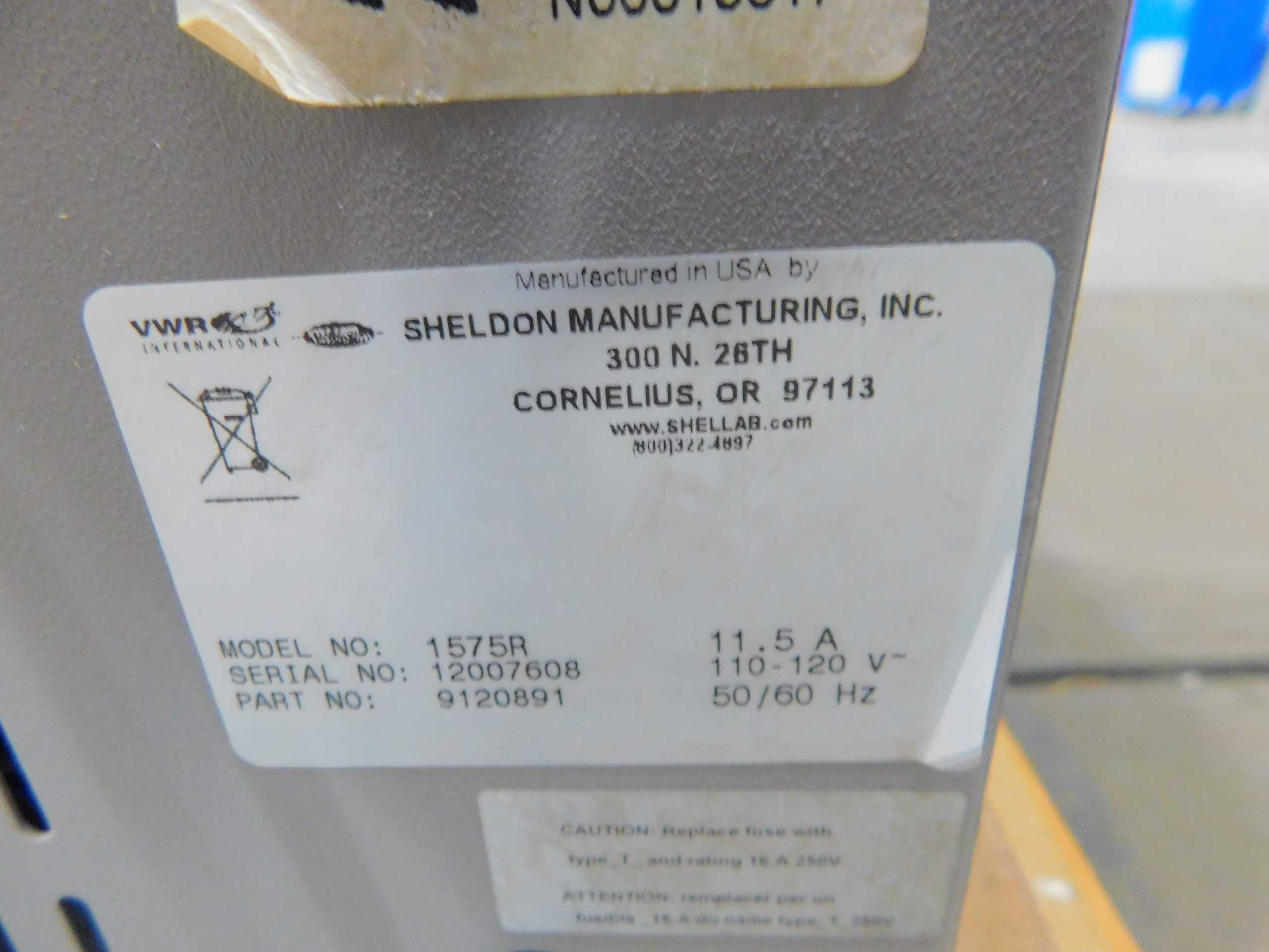VWR 1575R BENCHTOP REFRIGERATED INCUBATOR SHAKER - LAB & SCIENTIFIC