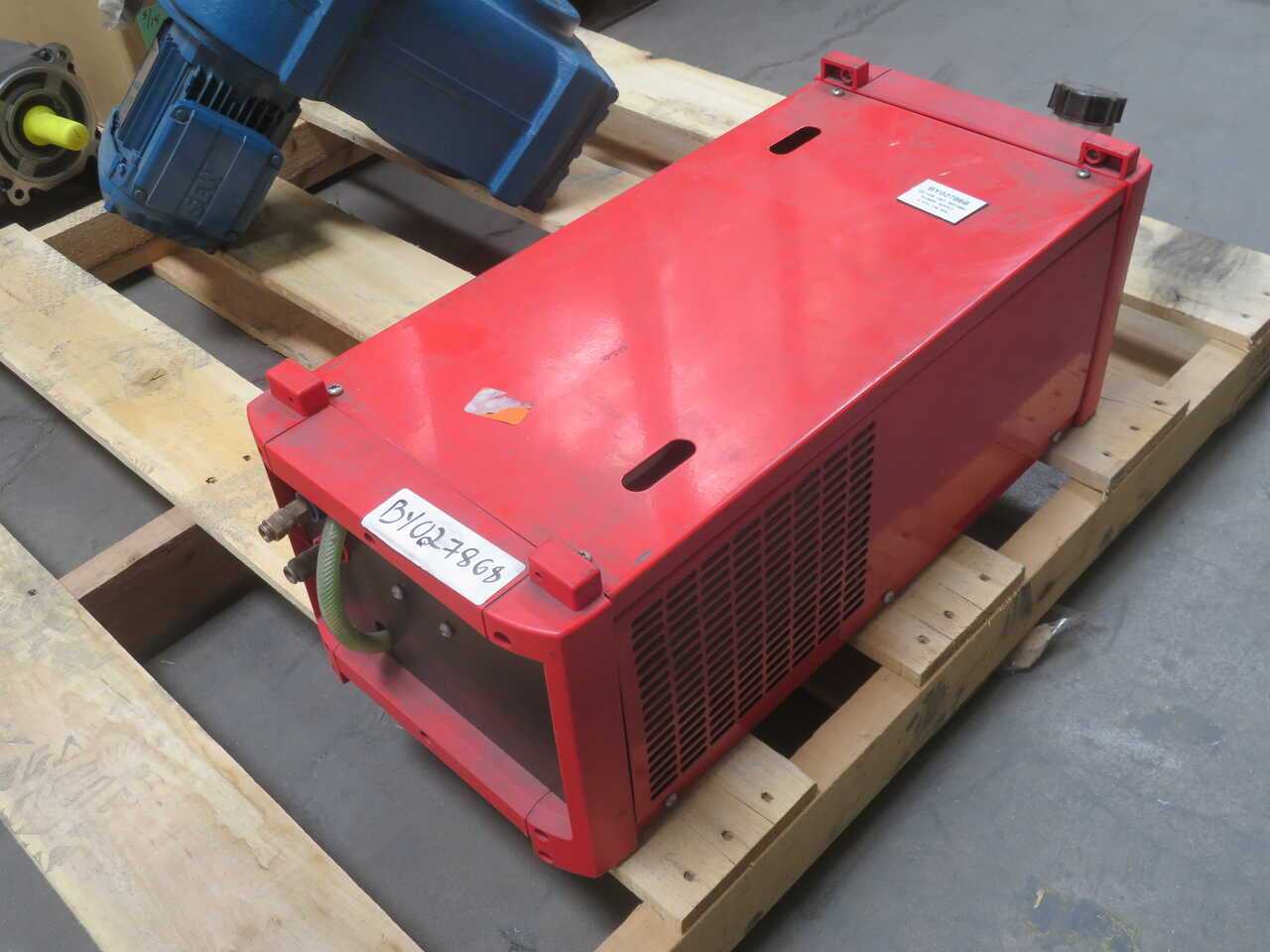 FRONIUS 4,045,837 FK 4000-R WATER-COOLING UNIT 400V 50-60HZ 2KW 4BAR 0.6A - ROBOT PARTS