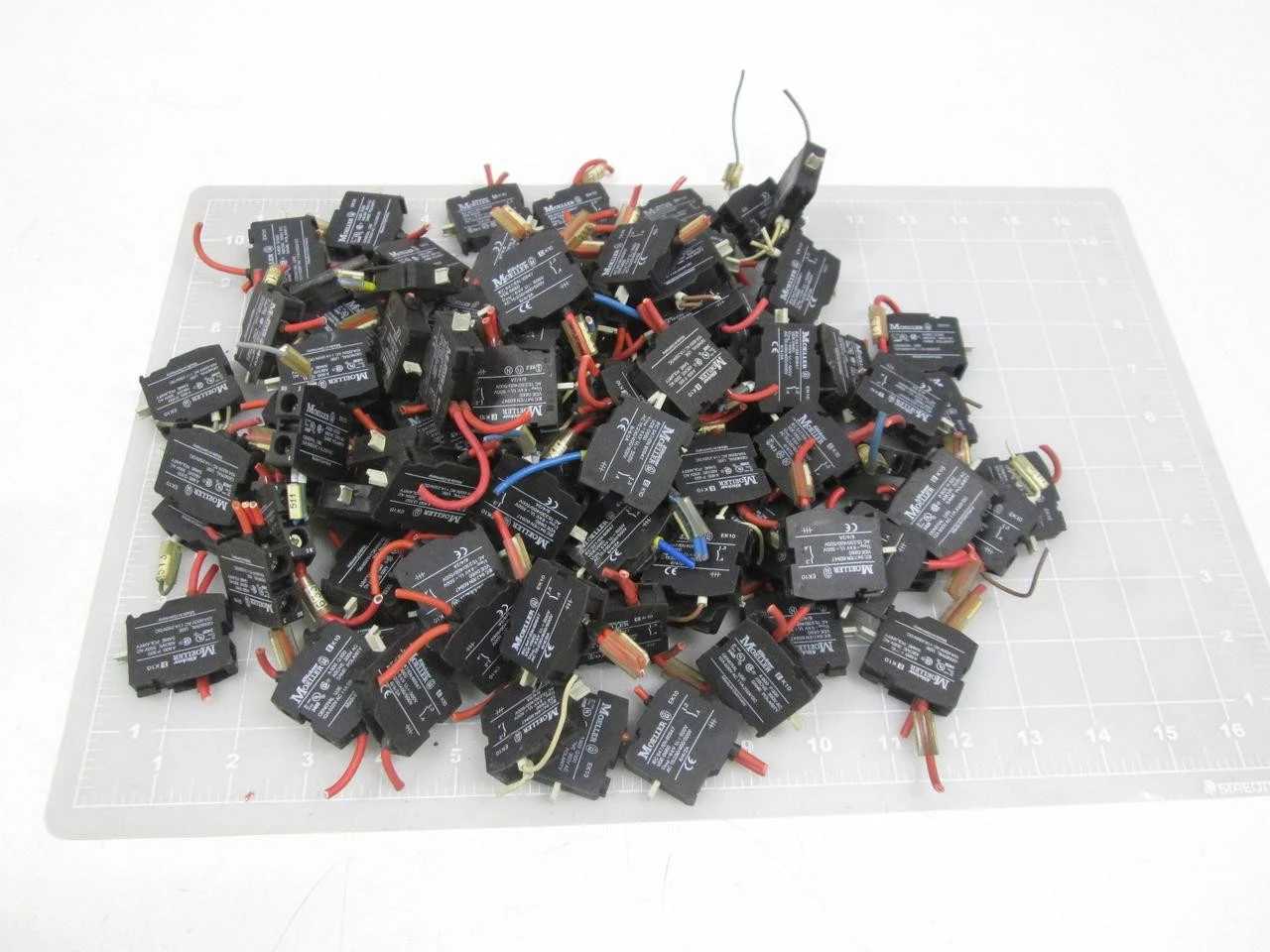 LOT OF 101 KLOCKNER MOELLER 340B K10 CONTACT BLOCK T62524 - TERMINAL BLOCKS