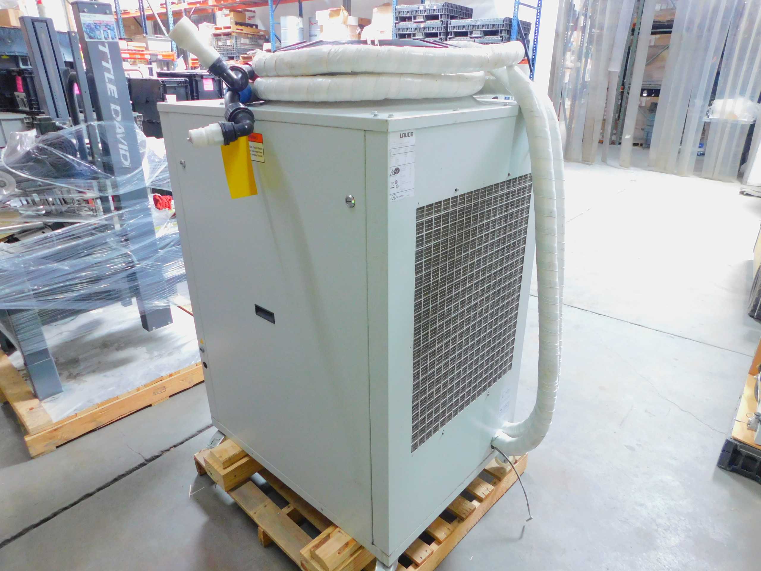 LAUDA UC-0240SP Air-Cooled Recirculating Chiller, 26.3kW, 480V, 130L/min - CHILLERS