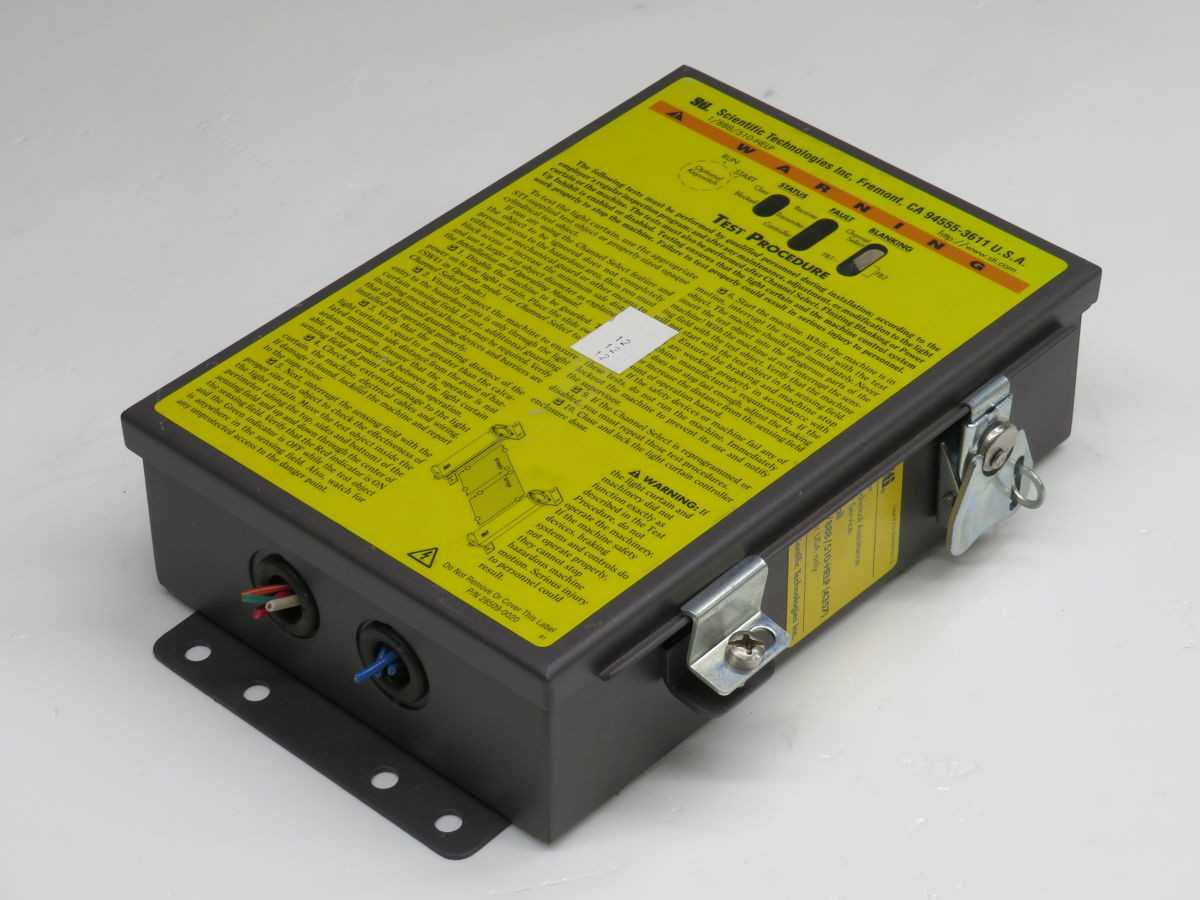 STI LCC-FB-AC1-U Light Curtain Controller T247577 - Reliable Safety Solution - INDUSTRIAL PARTS