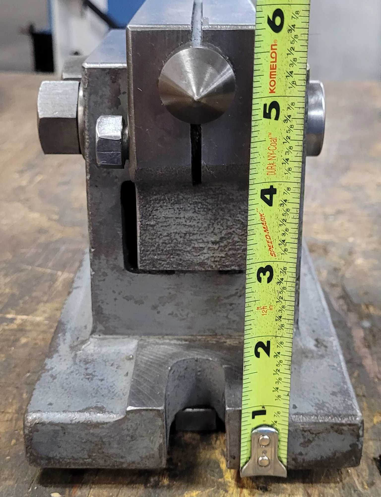 LW Chuck Co. Universal Dividing Head And Tailstock - MACHINING ACCESSORIES & TOOLING
