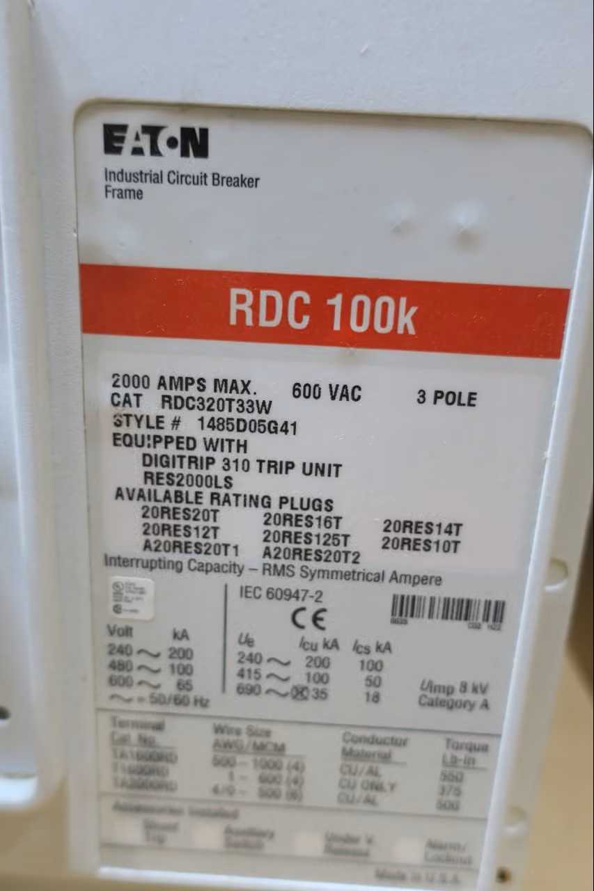 SKU 1787560 - LOT OF 1 EATON RDC320T33W 3P 2000A AMP 600V-AC MOLDED CASE CIRCUIT BREAKER - CIRCUIT BREAKERS