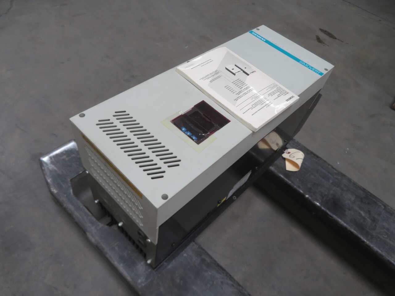 SIEMENS 6SE2133-3AA01 FREQUENCY INVERTER T272369 - SERVO MOTORS