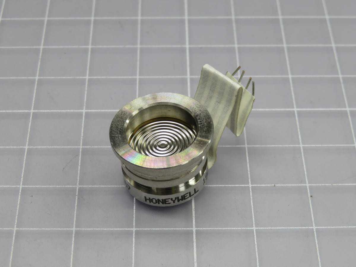 LOT OF 5 HONEYWELL 19C050PA1K SENSOR 50PSIA 0.1V T223578 - SENSORS