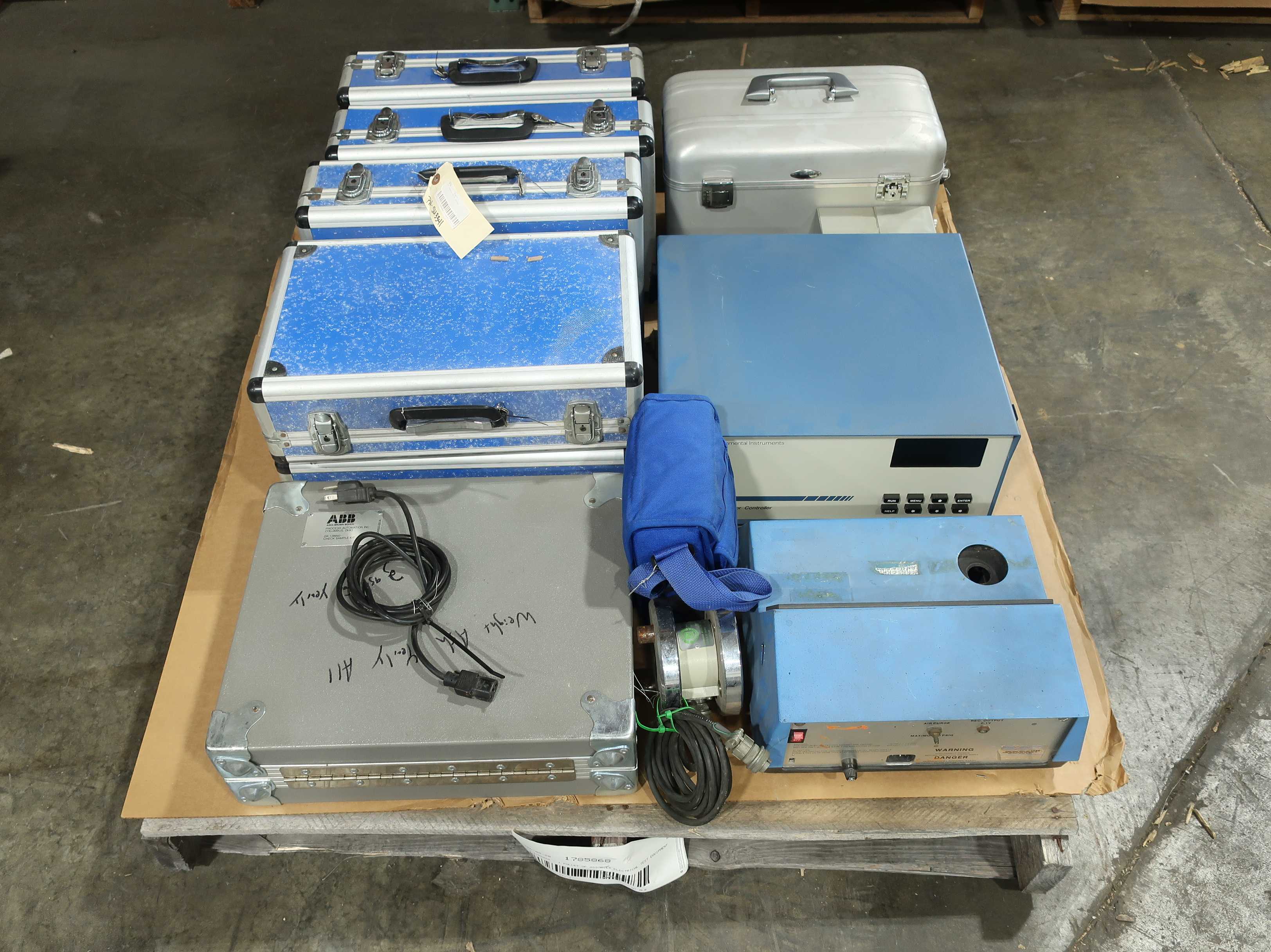 SKU 1785868 - PALLET OF ASSORTED ELECTRICAL TEST EQUIPMENT - LAB & SCIENTIFIC
