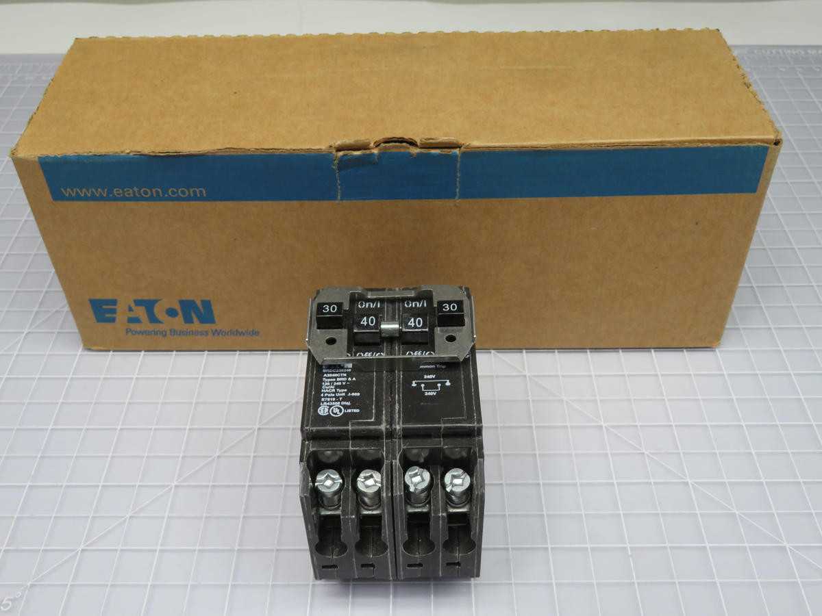 Lot Of 5 Eaton BRDC230240 A3040CTN Quadplex Circuit Breaker 30A/2P 40A/2P 120/240V 4 Pole - CIRCUIT BREAKERS