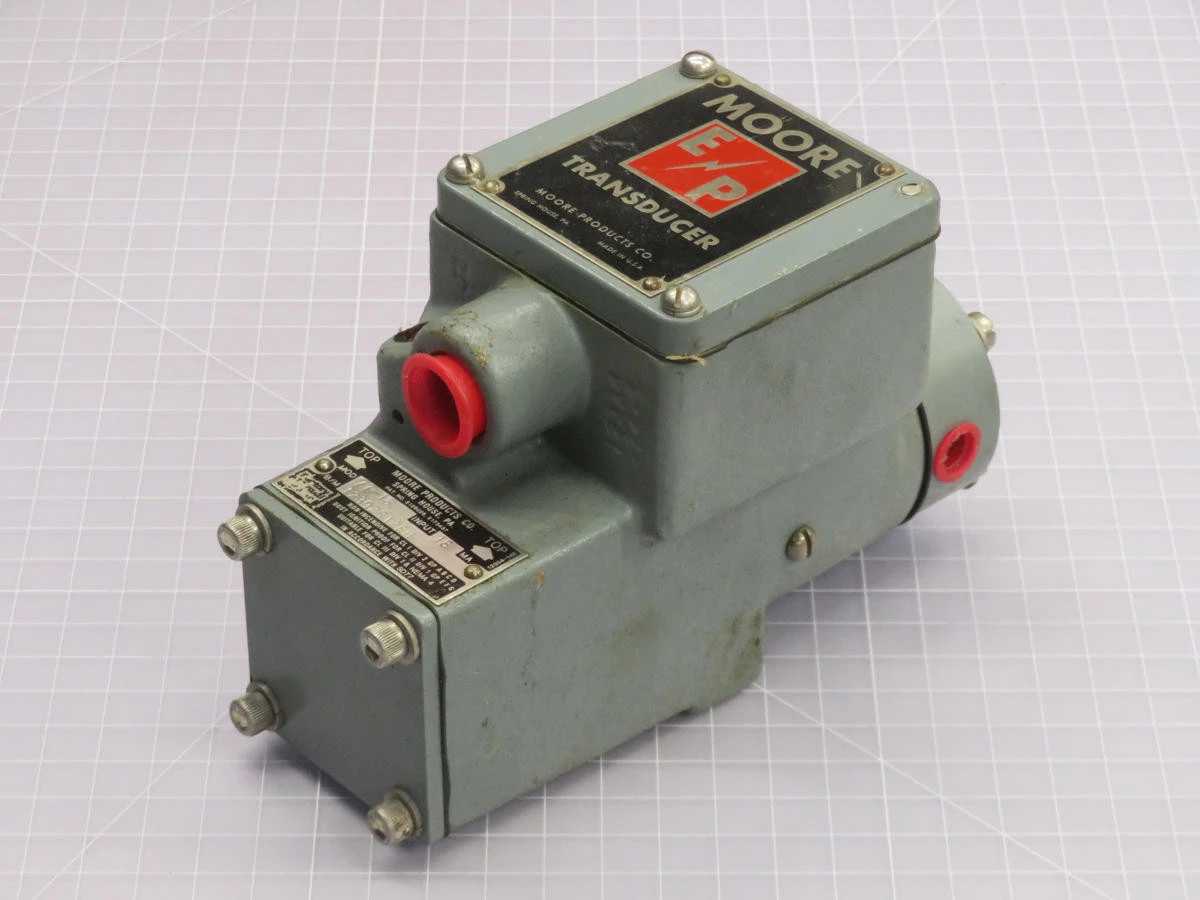MOORE 77-16 PRESSURE TRANSDUCER T238779 - PRESSURE TRANSMITTER