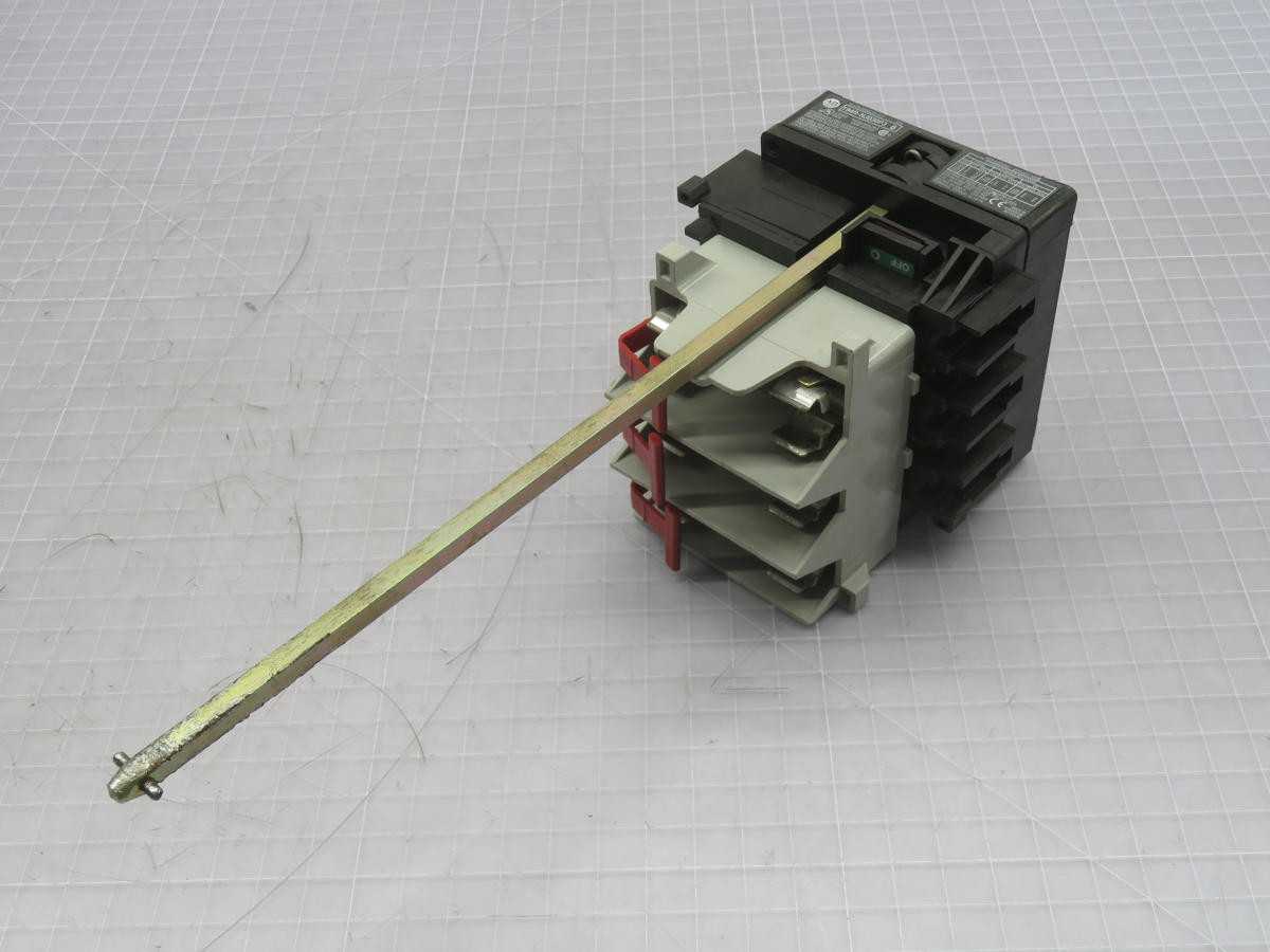 ALLEN BRADLEY 194R-NJ030P3 DISCONNECT SWITCH T215728 - DISCONNECT SWITCHES