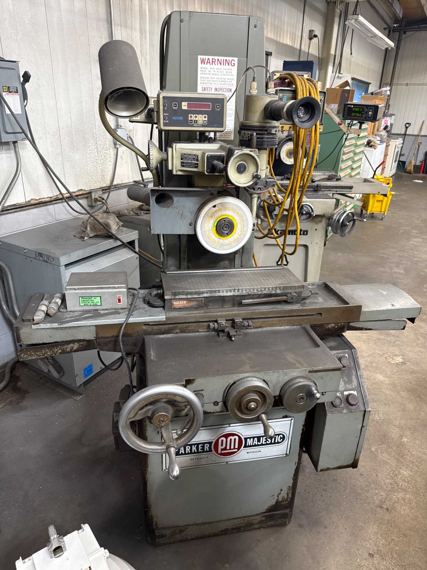 1983 Parker-Majestic Inc. Surface Grinder, 1.5 HP, 3600 RPM, Acu-Rite Control System - SURFACE GRINDERS