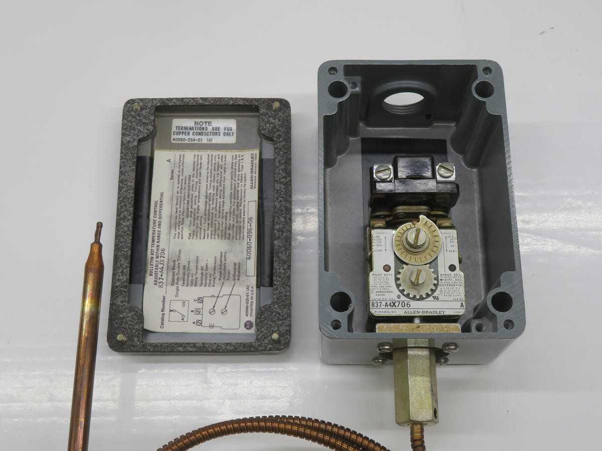 ALLEN BRADLEY 837-A4JX706 TEMPERATURE/PROCESS CONTROL T229463 - THERMOSTATS