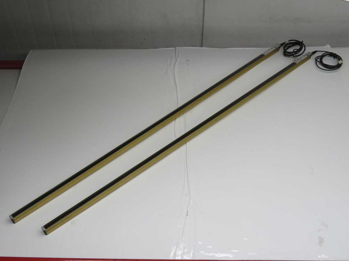PEPPERL & FUCHS 202092-0037 D-68307 LED LIGHT BAR T260675 - SENSORS