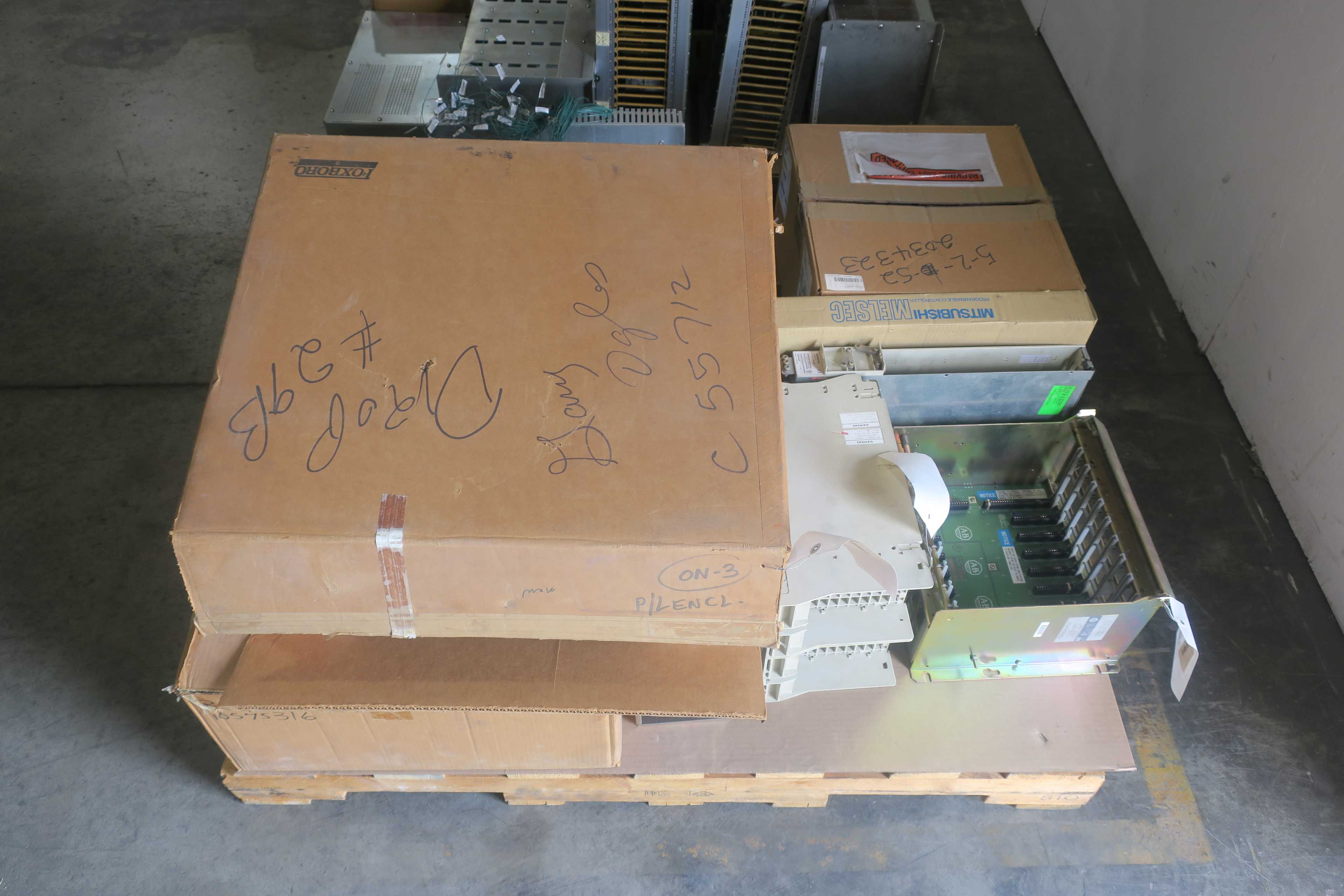 SKU 1784927 - 2 PALLETS OF ASSORTED CHASSIS MODULES - AUTOMATION & CONTROLS