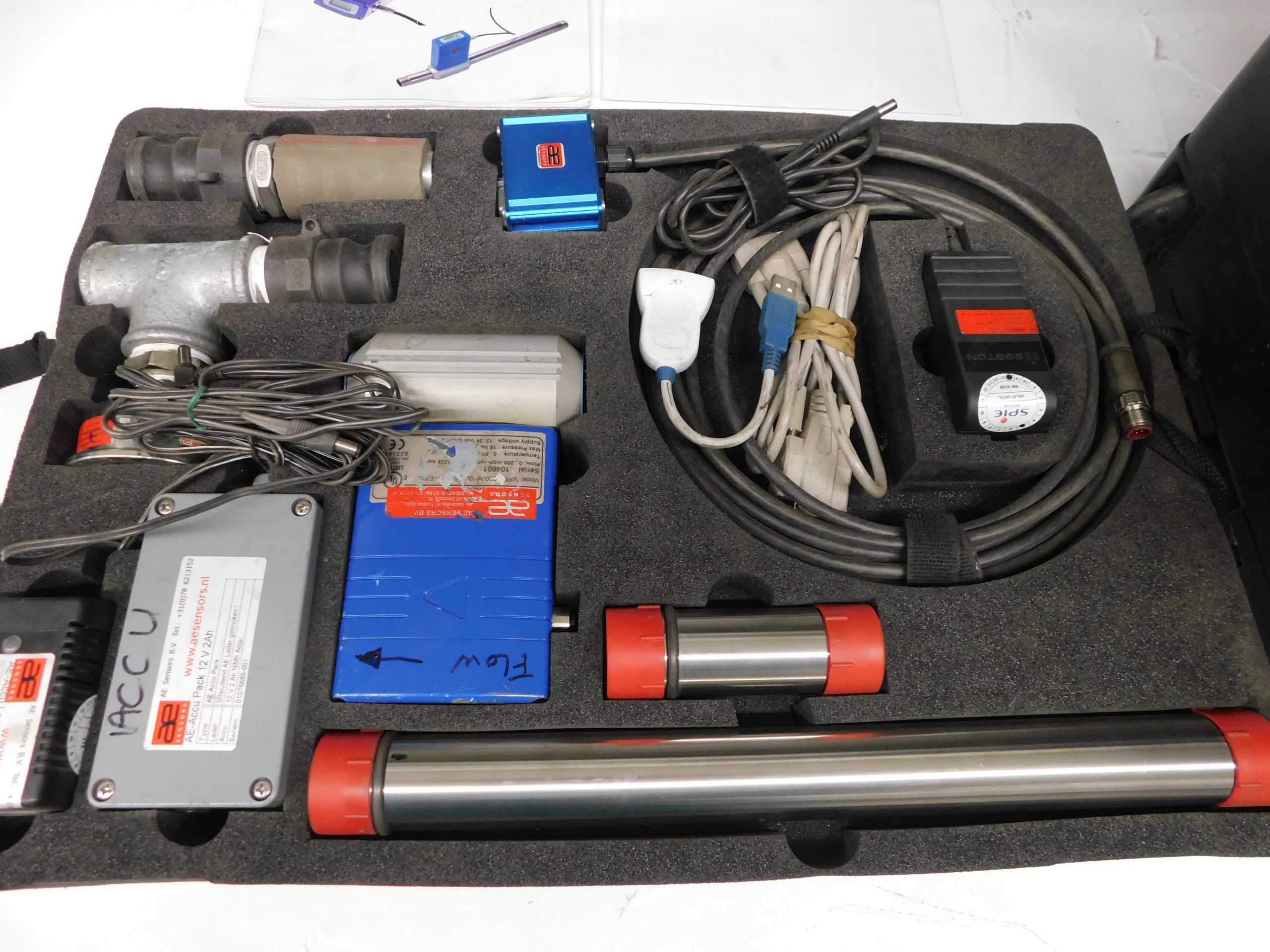 AE SENSORS VPF-R200-M100-D1-S110-E200 VP FLOW MATE INSERTION IN-LINE MASS FLOWMETER - FLOW MEASUREMENT