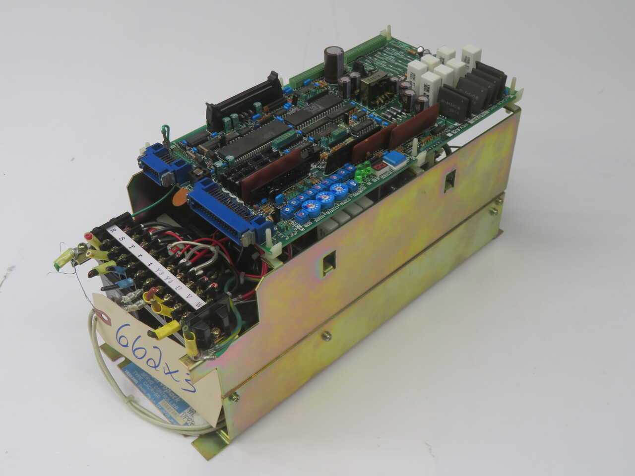 Yaskawa CACR-SR Servopack Servo Control T270530 - SERVO DRIVES