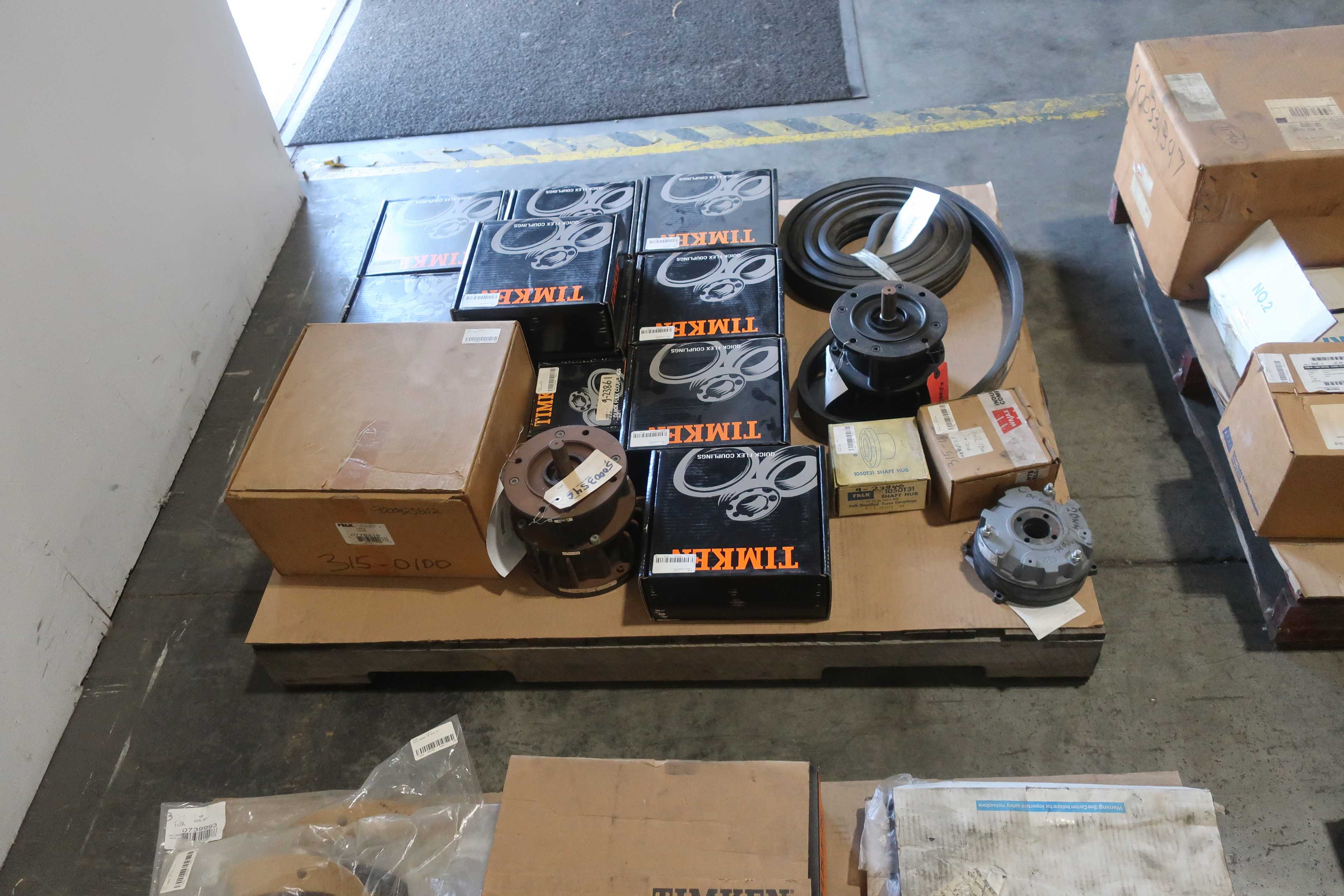 SKU 1774712 - 4 PALLETS OF ASSORTED POWER TRANSMISSION - POWER TRANSMISSION