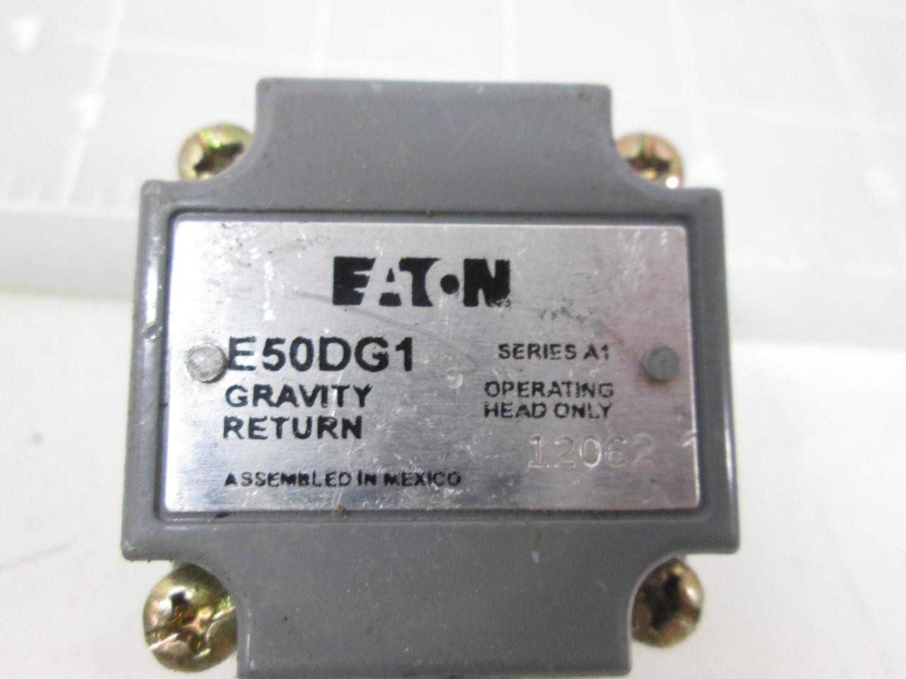 LOT OF 25 EATON E50DG1 LIMIT SWITCH T59747 - SENSORS