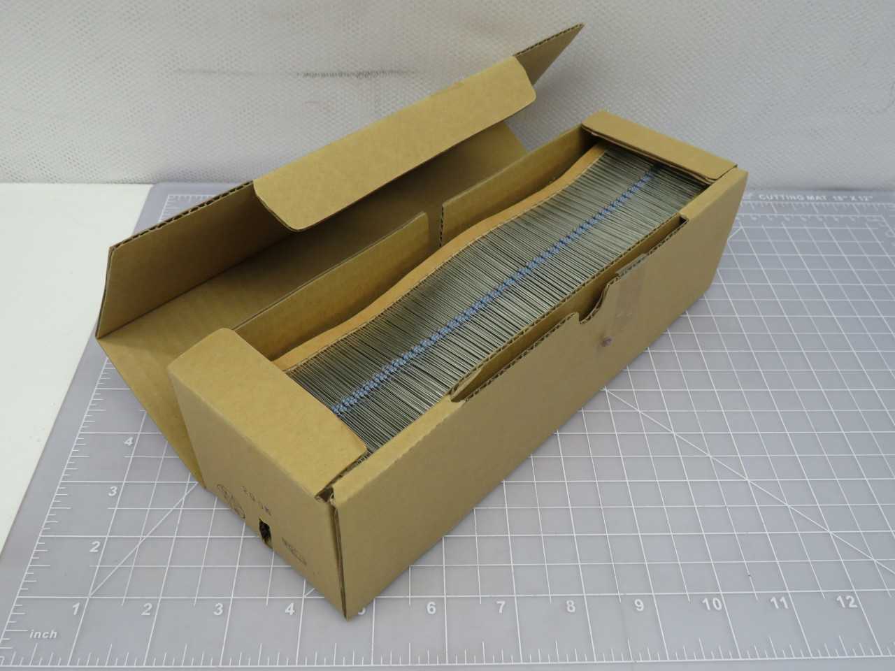 LOT OF 5000 SEI RN 1/8 200K 1%T 891341 T 200K RESISTOR 200K 1% T172584 - ELECTRICAL COMPONENTS