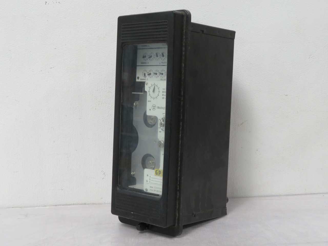 WESTINGHOUSE AP-40135-1 TYPE WR-4C RECORDER RELAY 120 VAC 60 HZ T187426 - PROTECTION RELAY