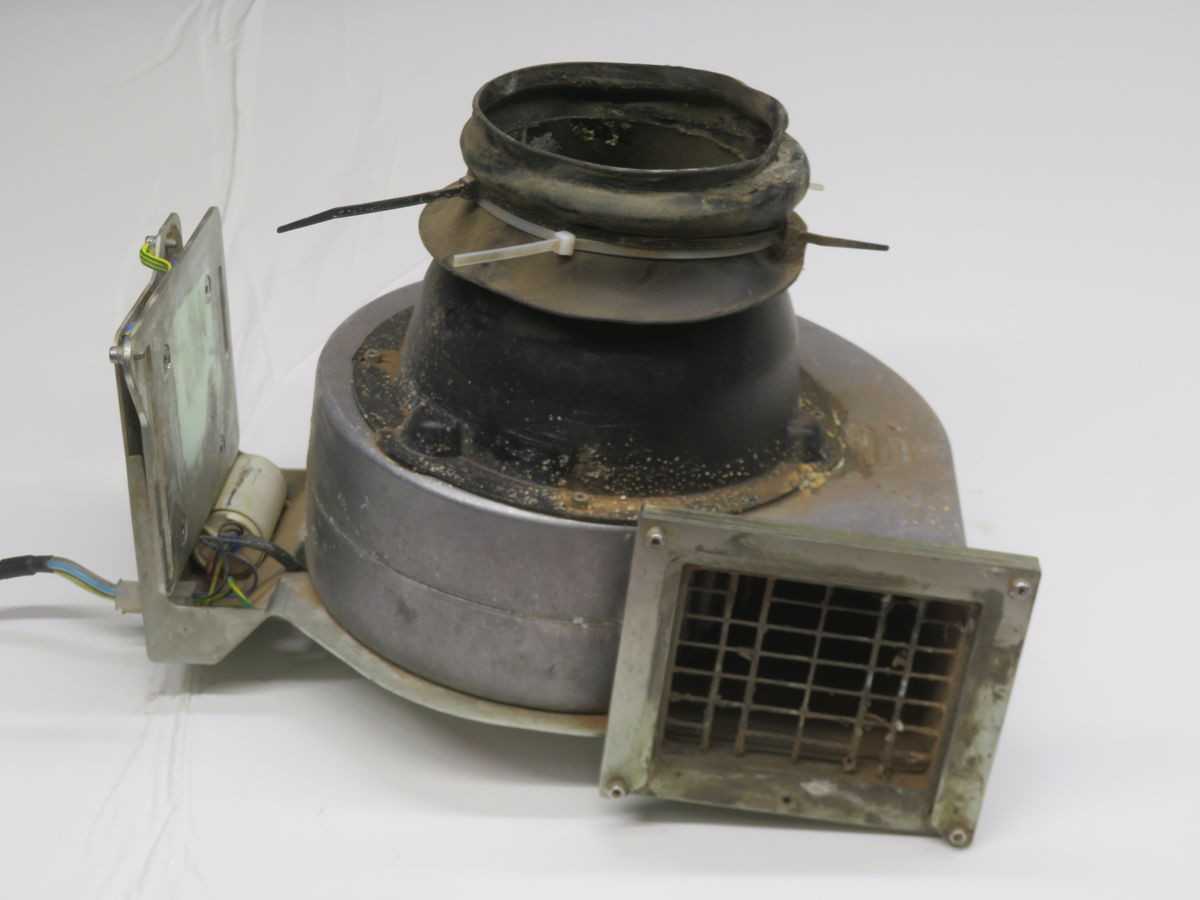 EBM PAPST G2E180-EH03-17 CENTRIFUGAL FAN - BLOWER FAN