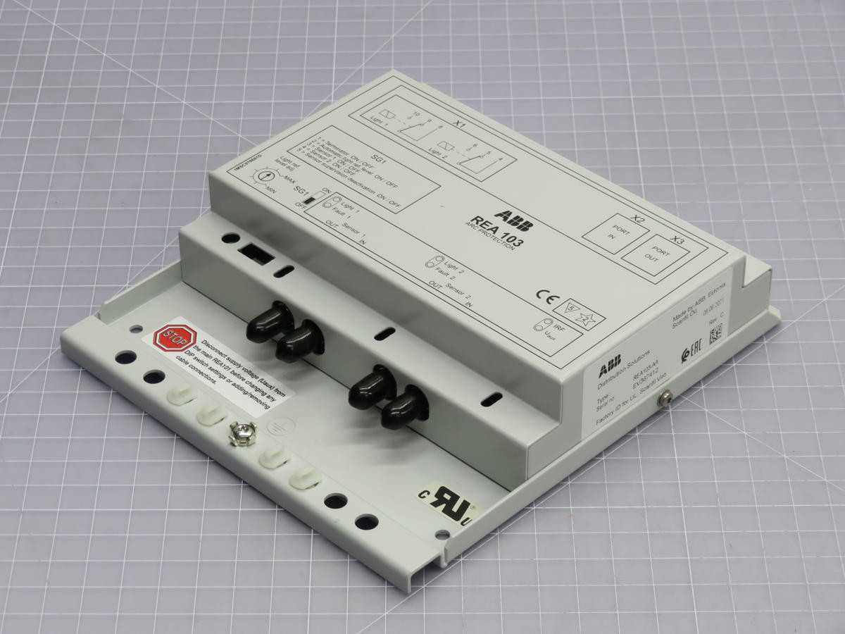 ABB REA103-AA ARC PROTECTION MODULE T214738 - OPERATOR CONTROLS