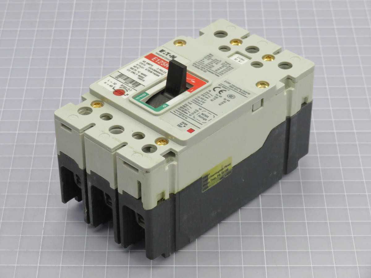 EATON EGH3040AFG SERIES G MOLDED CASE CIRCUIT BREAKER T213039 - CIRCUIT BREAKERS