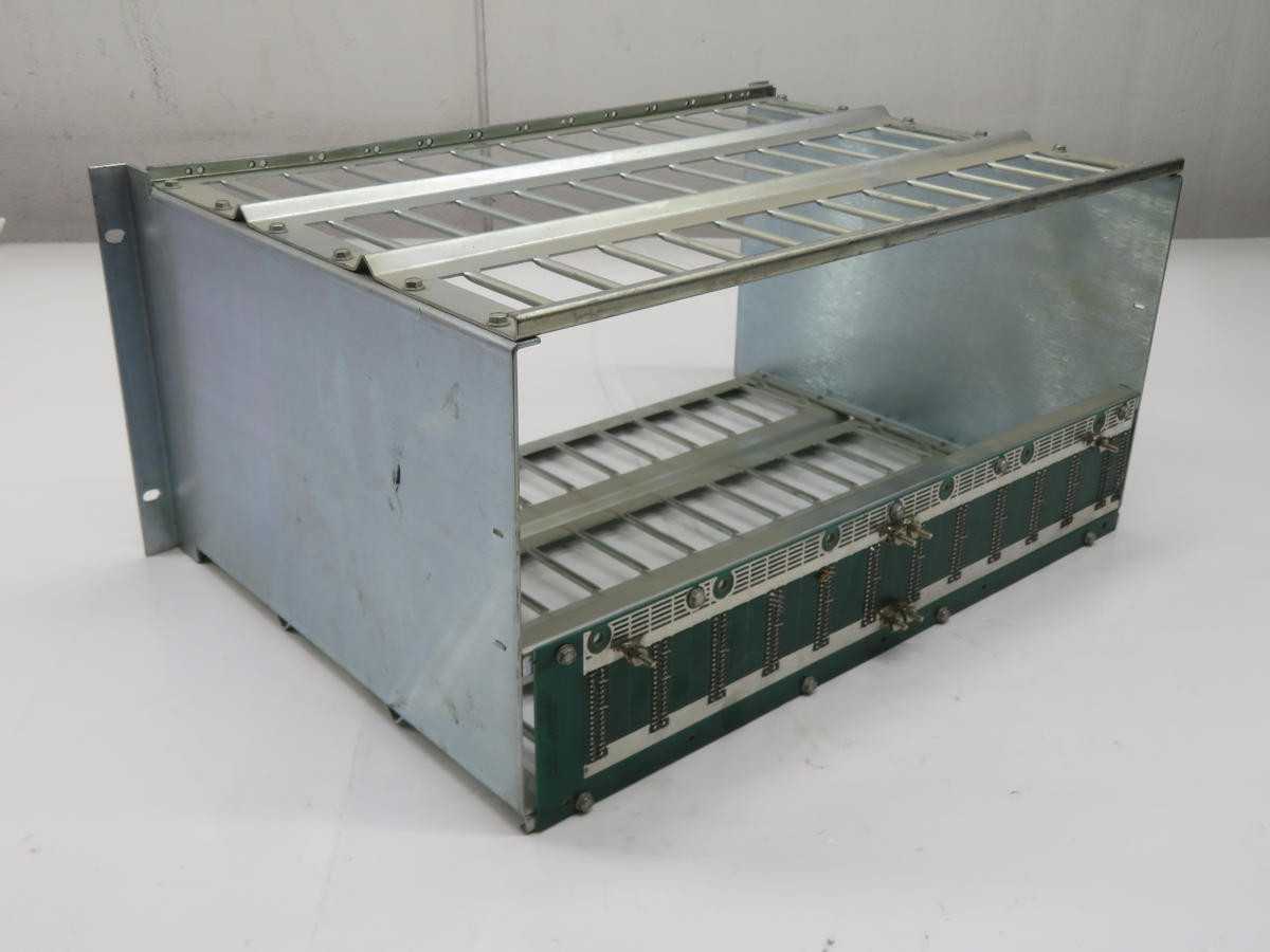 Westinghouse 2840A38G01 AW-6-1 12-Slot Rack Chassis Module T222963 - PLC MODULES