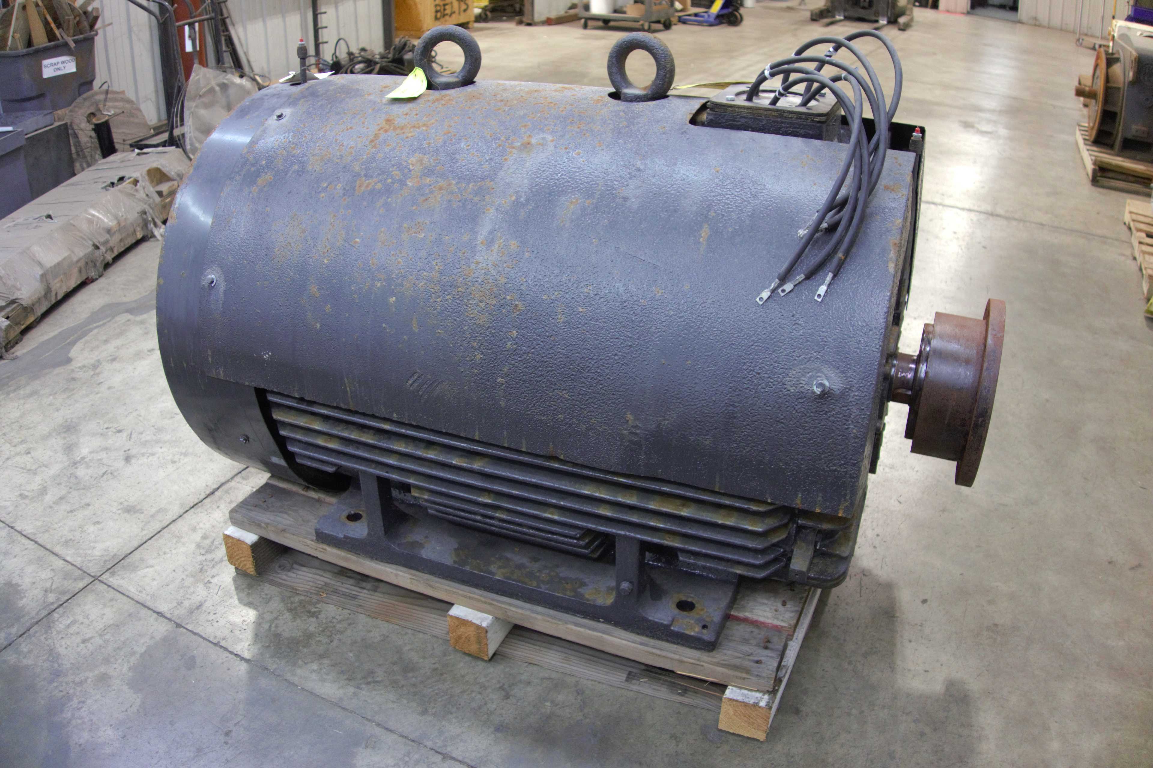 SKU 1788091 - TOSHIBA TEFC 300 HP AC MOTOR - AC MOTOR