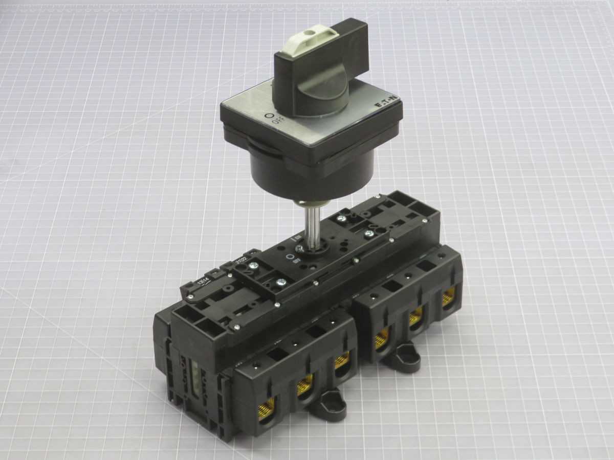 EATON T6-160-6/V/SV B-SW/HI11 MAIN SWITCH W/ROTARY HANDLE T246012 - DISCONNECT SWITCHES