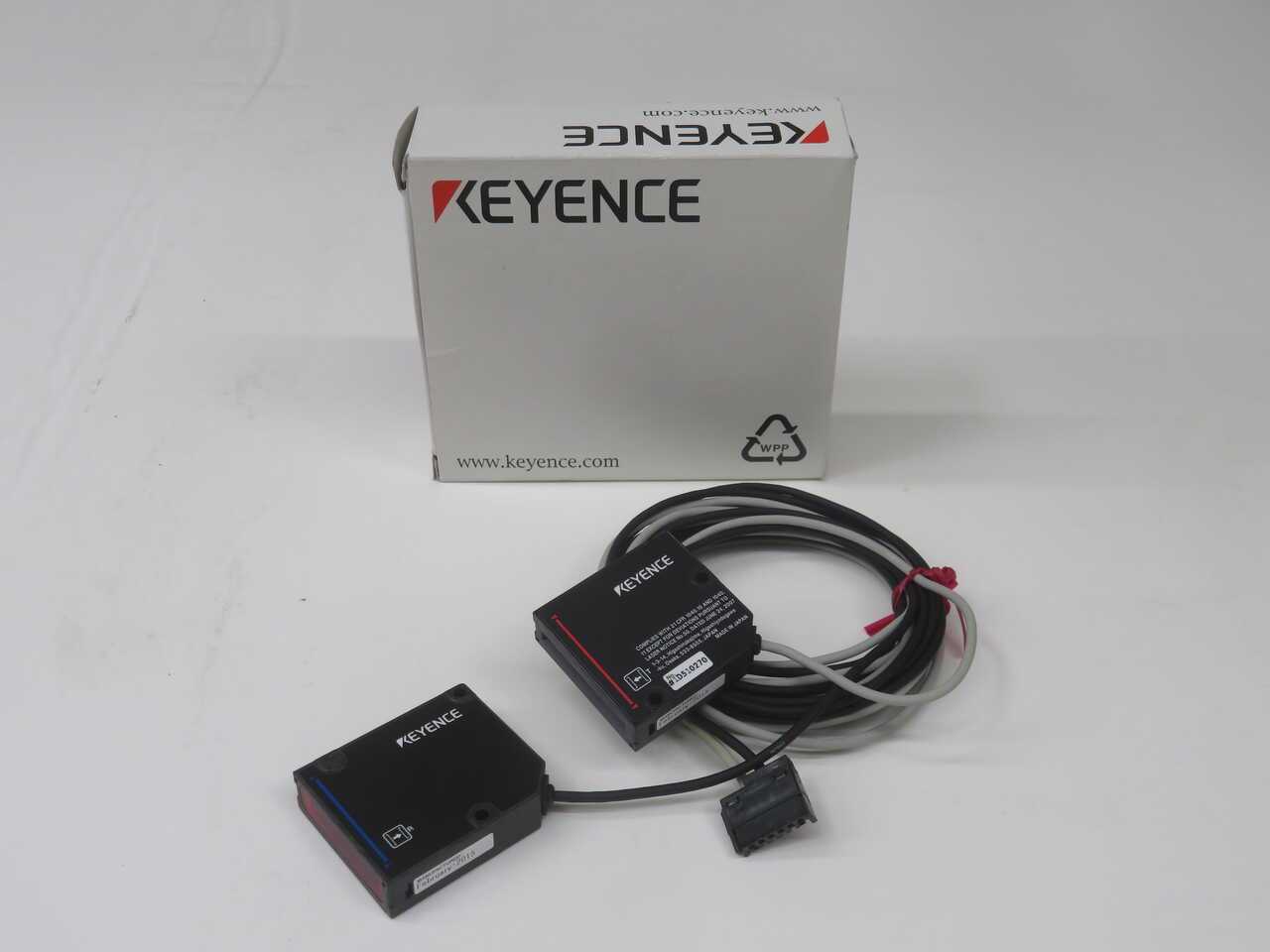 Keyence LV-NH300 Multi-Purpose Digital Laser Sensors T271303 - SENSORS