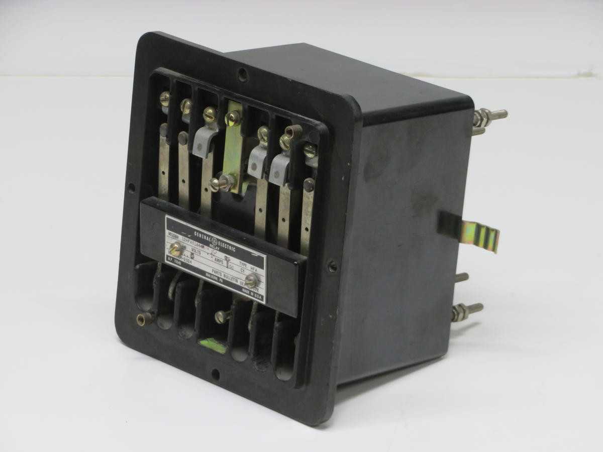 GE 12HFA51A44H AUXILIARY PROTECTIVE RELAY TYPE HFA T207468 - ELECTRICAL RELAYS