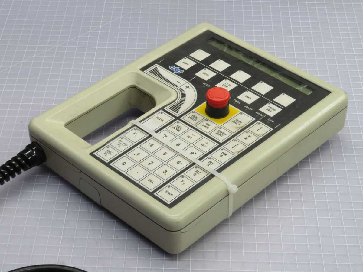 Adept MCP4 10332-11506 Manual Control Pendant T258334 - OPERATOR CONTROLS