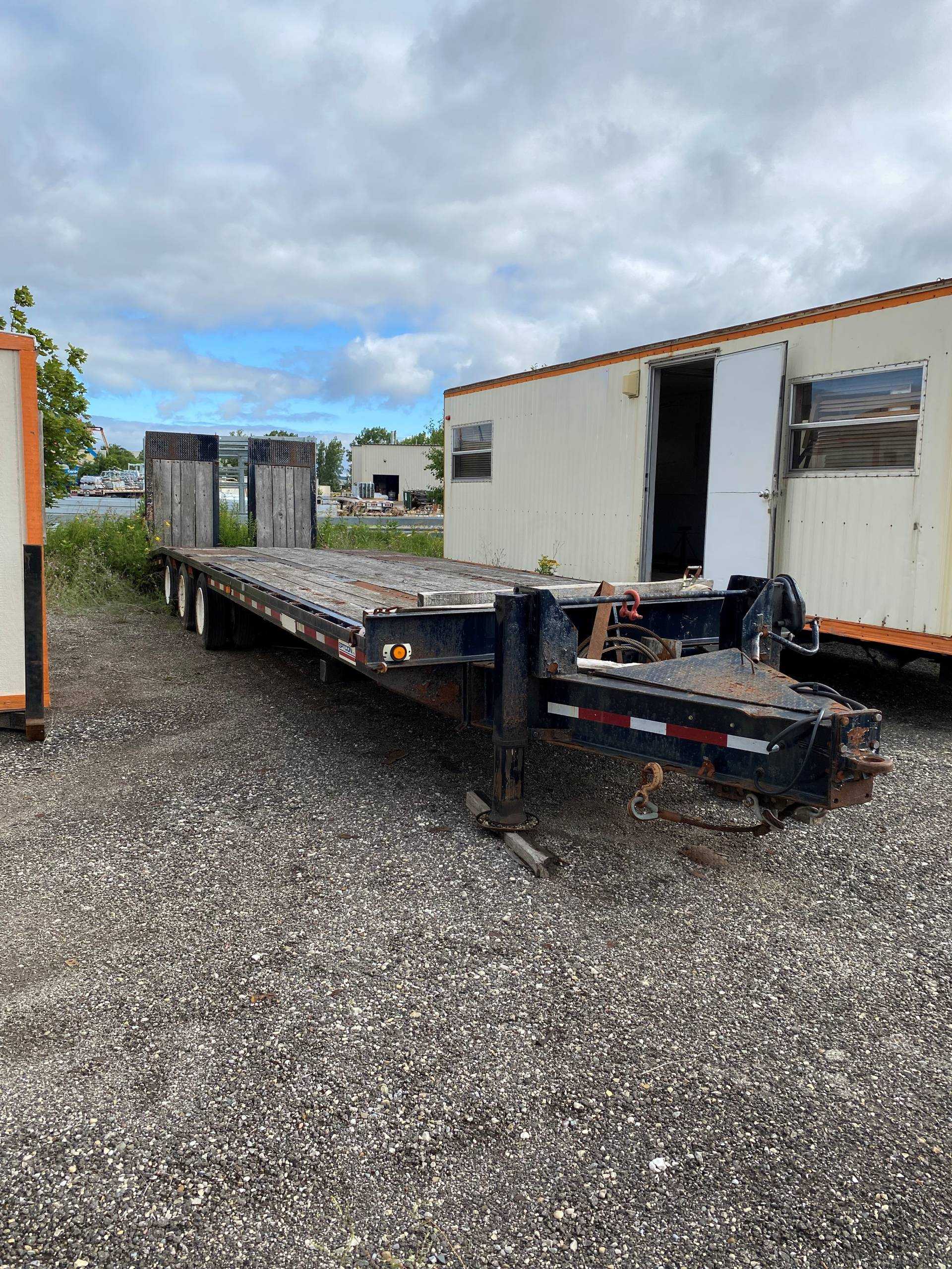2015 J.C. Trailers Tag Trailer With Air Brakes, 3 Axles, 24,954 Lbs Load Capacity - TAG TRAILER