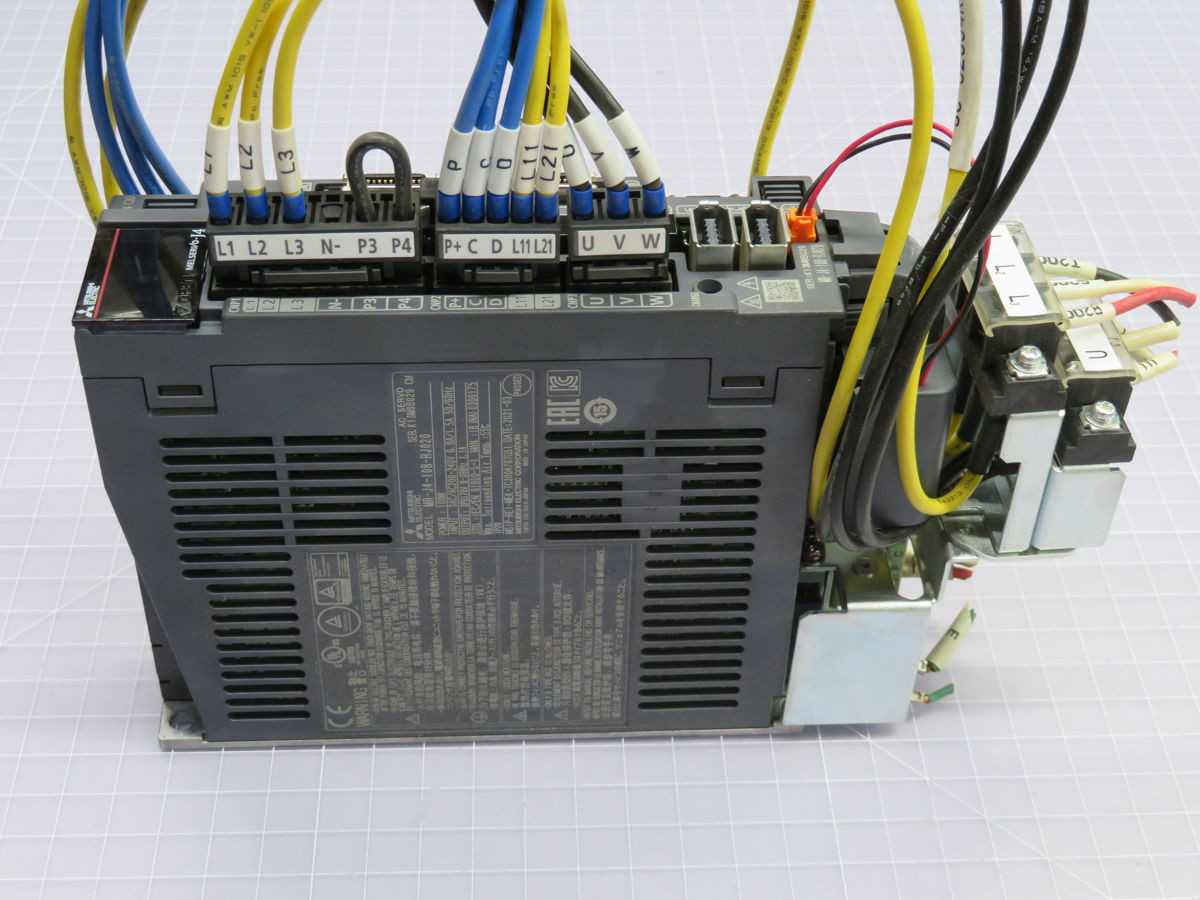 MITSUBISHI MR-J4-10B-RJ020 SERVO DRIVE T253331 - SERVO